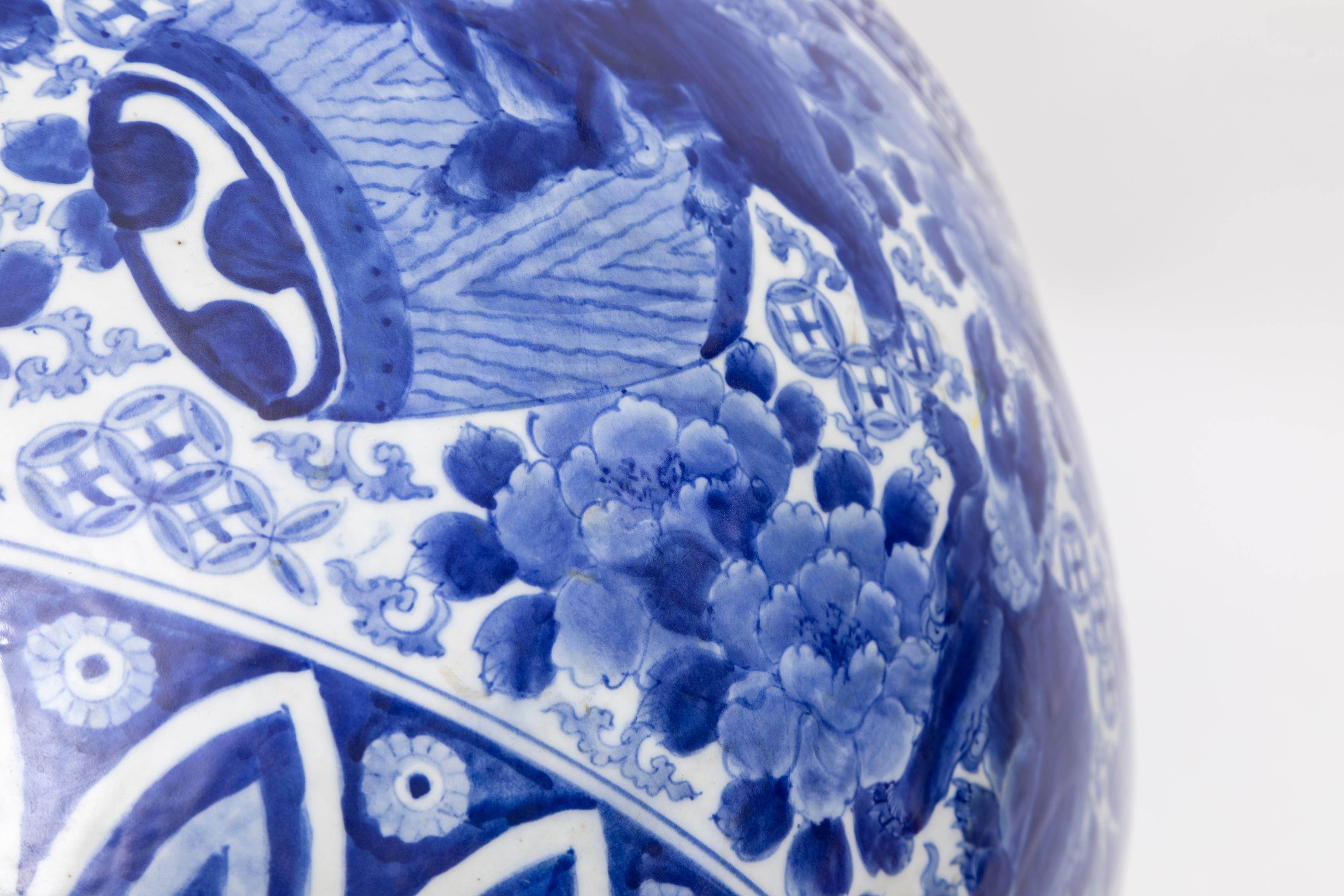 Japanese Meiji Period Blue & White Jardiniere with Shishi Dogs & Barrels: 1880 For Sale 6