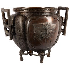 Japanese Meiji Period Bronze Jardinière, 19th Century