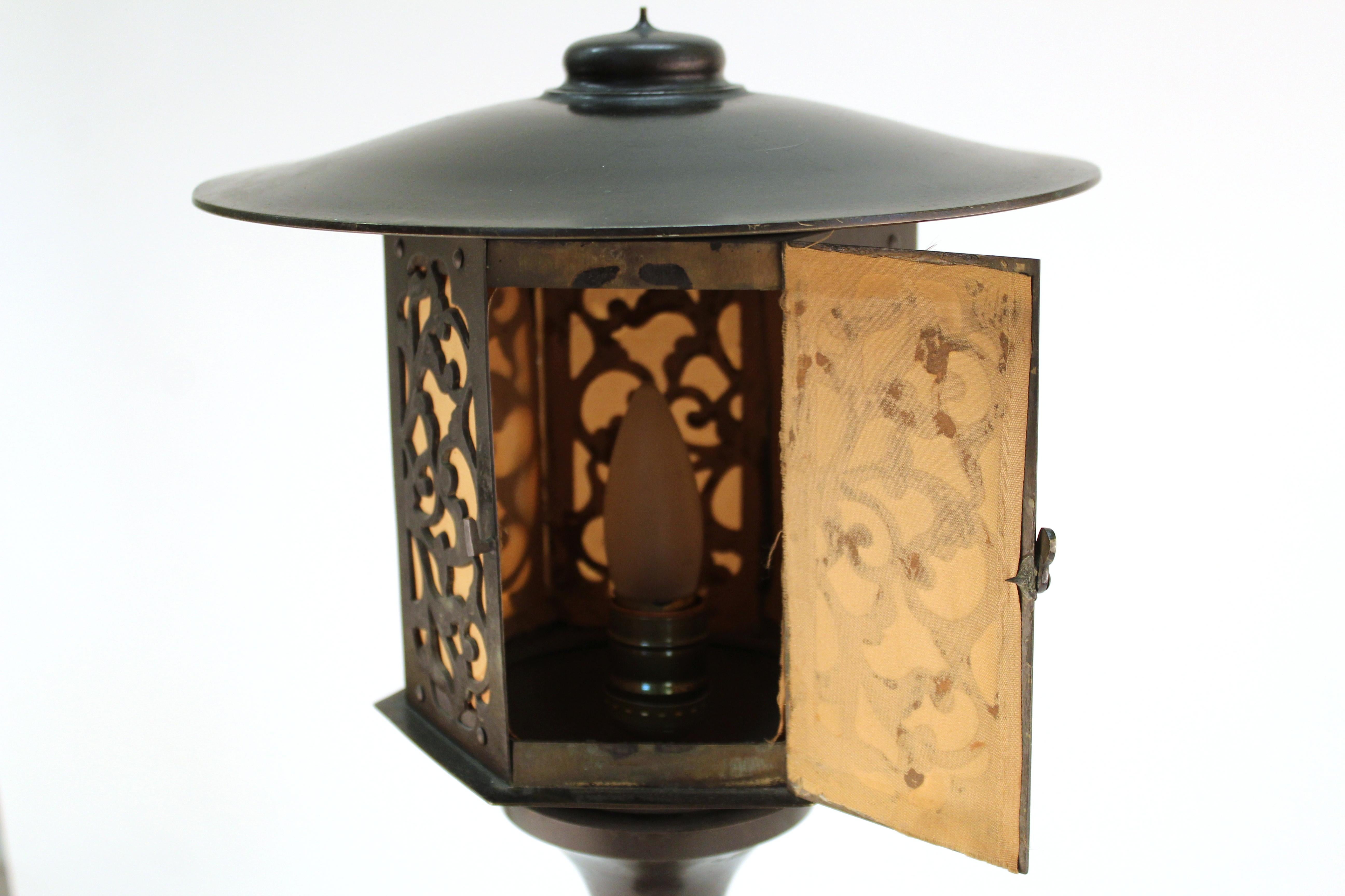 Japanese Meiji Period Bronze Lantern Table Lamp 4