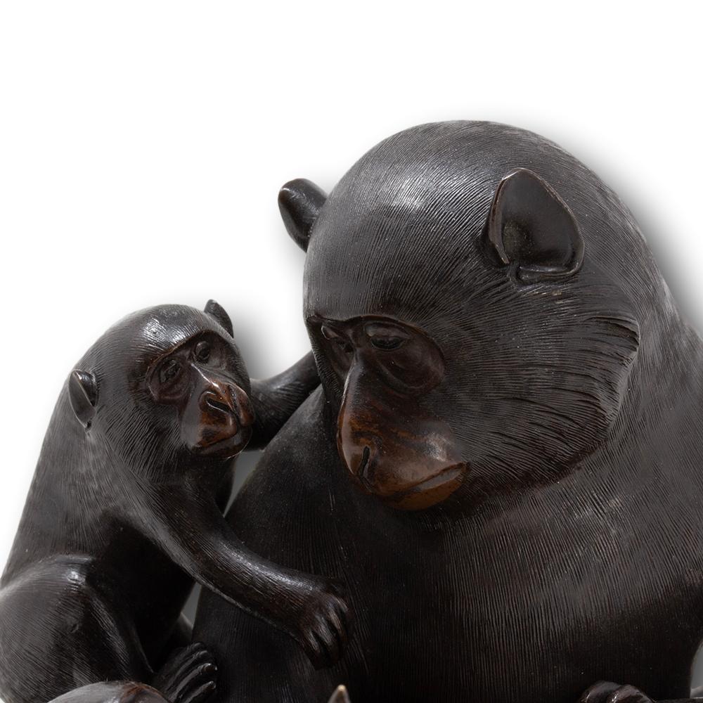 Japanese Meiji Period Bronze Monkey Group Sculpture Okimono Shosai For Sale 7