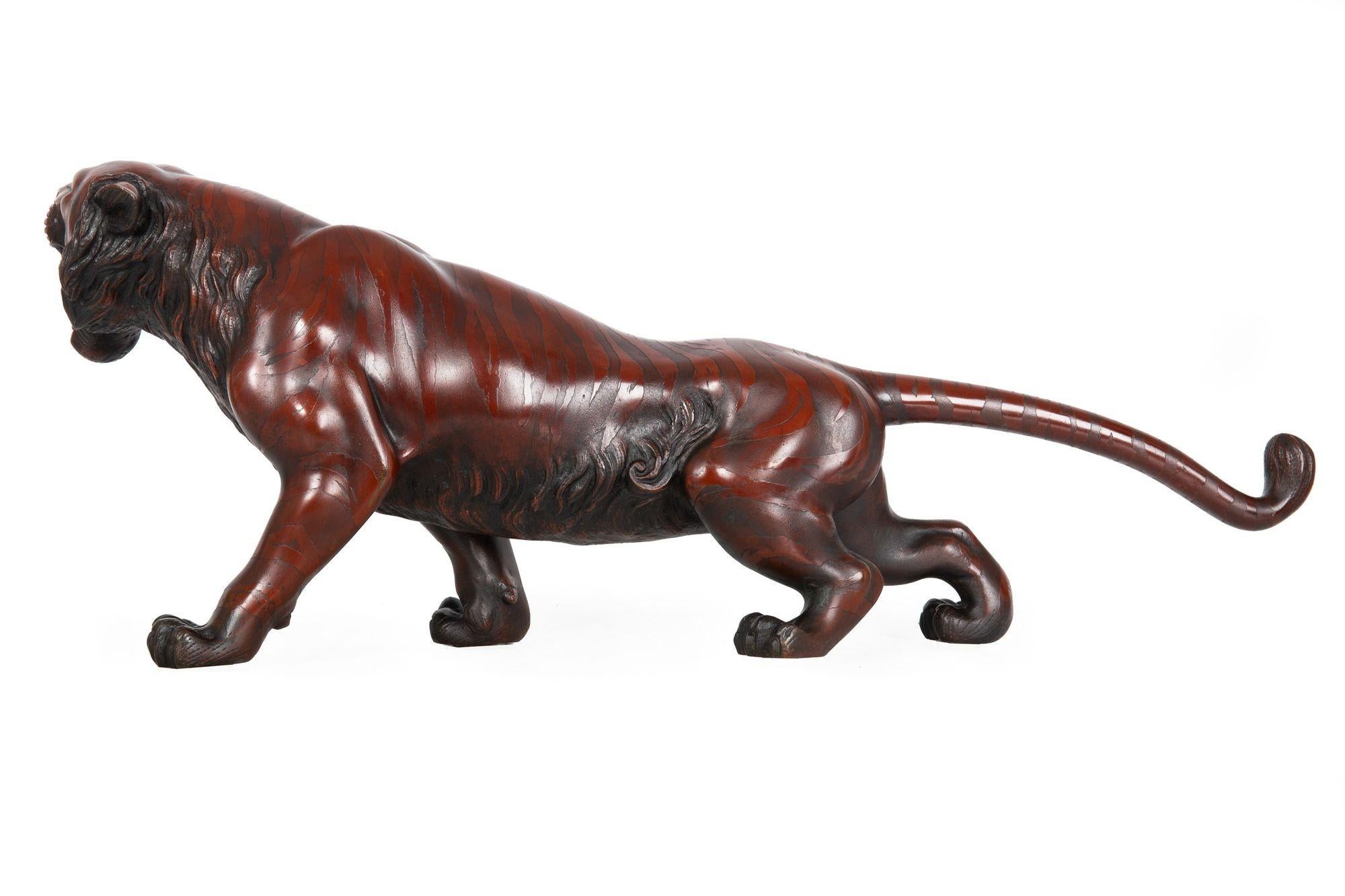 Japanese Meiji Period Bronze Okimono Sculpture of a Roaring Tiger, 27” wide In Good Condition For Sale In Shippensburg, PA