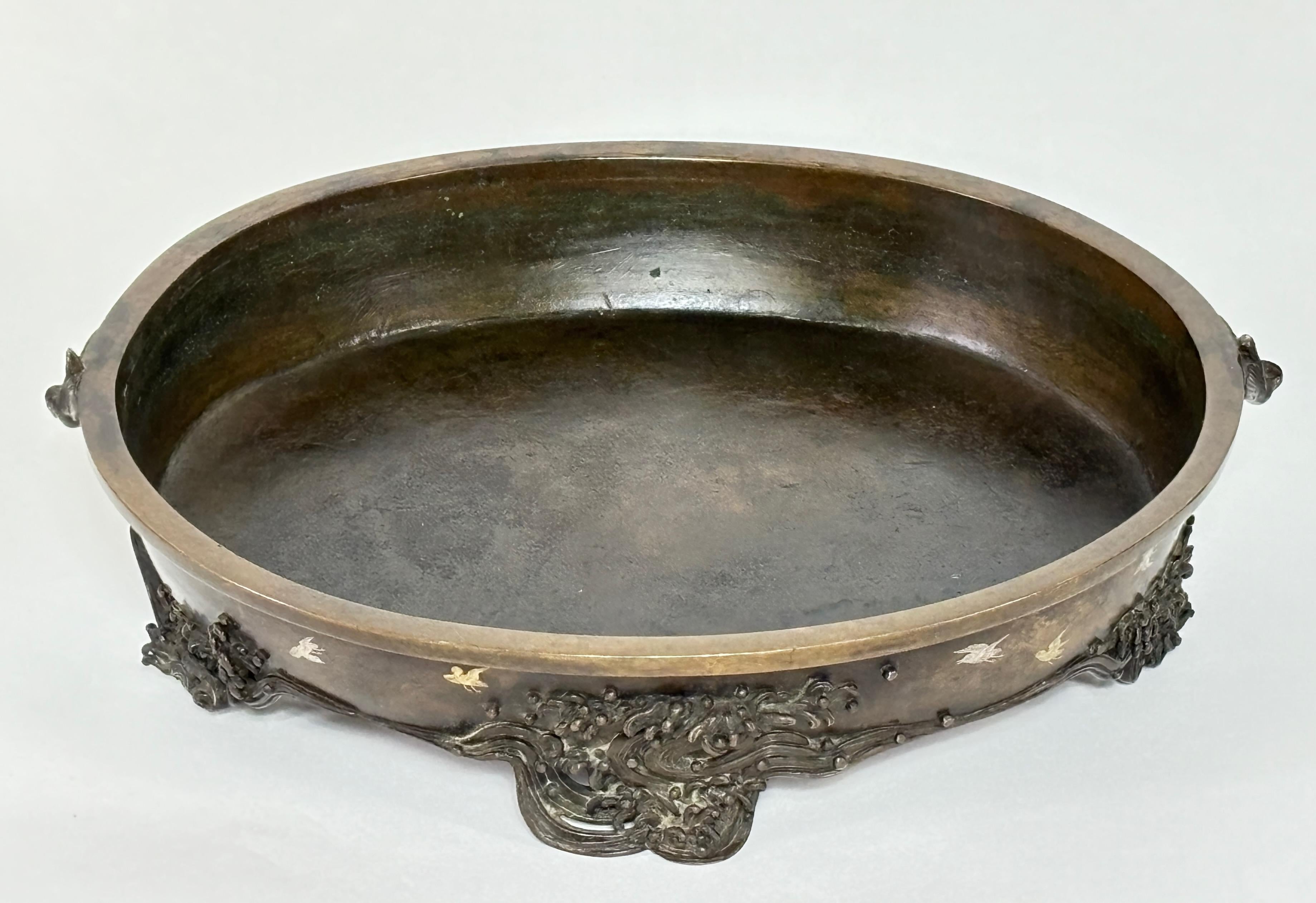 19th Century Japanese Meiji Period Bronze Suiban Ikebana Planter Bowl with Inlay For Sale
