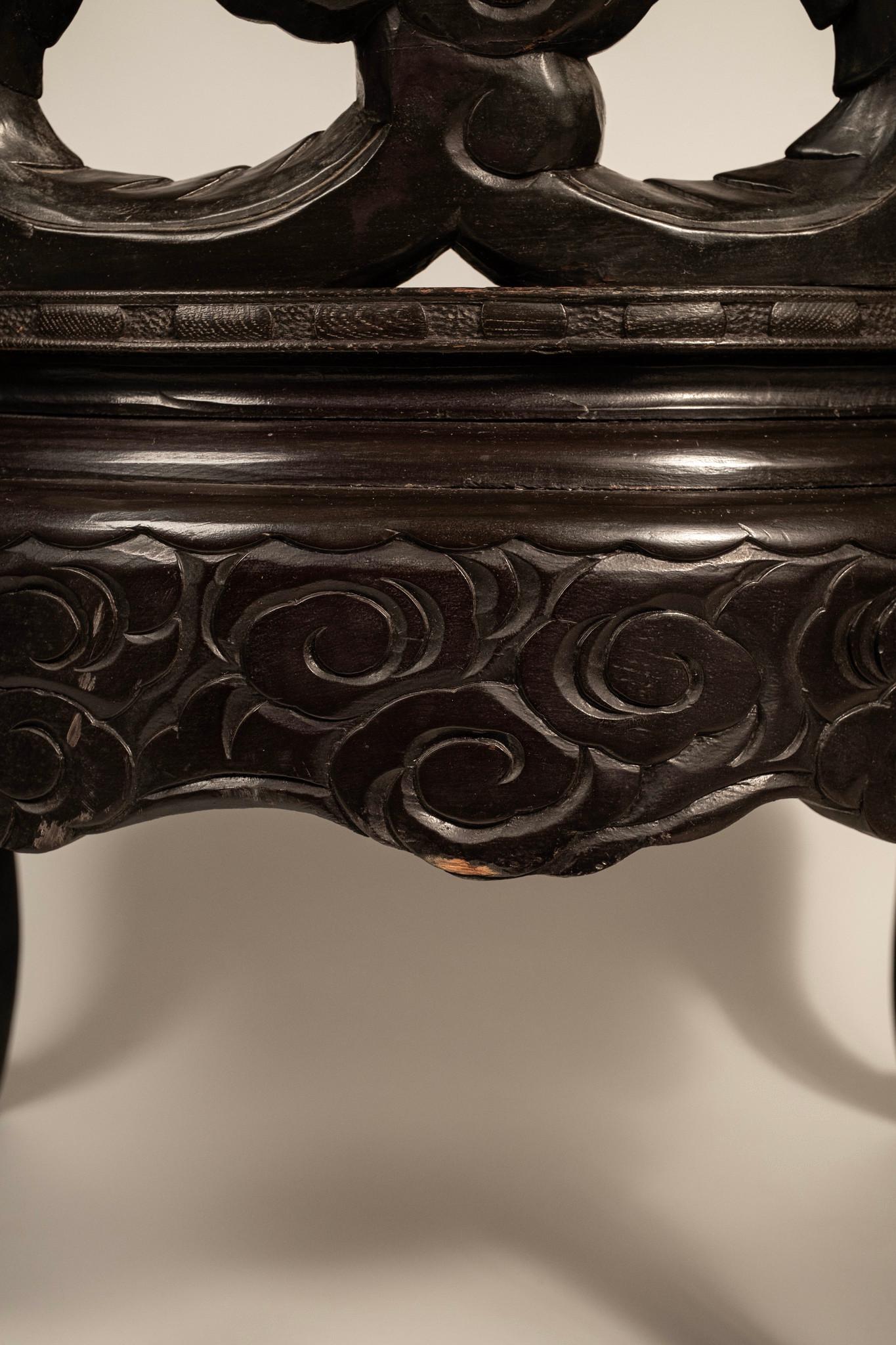 Japanese Meiji Period Carved Dragon Chair For Sale 13