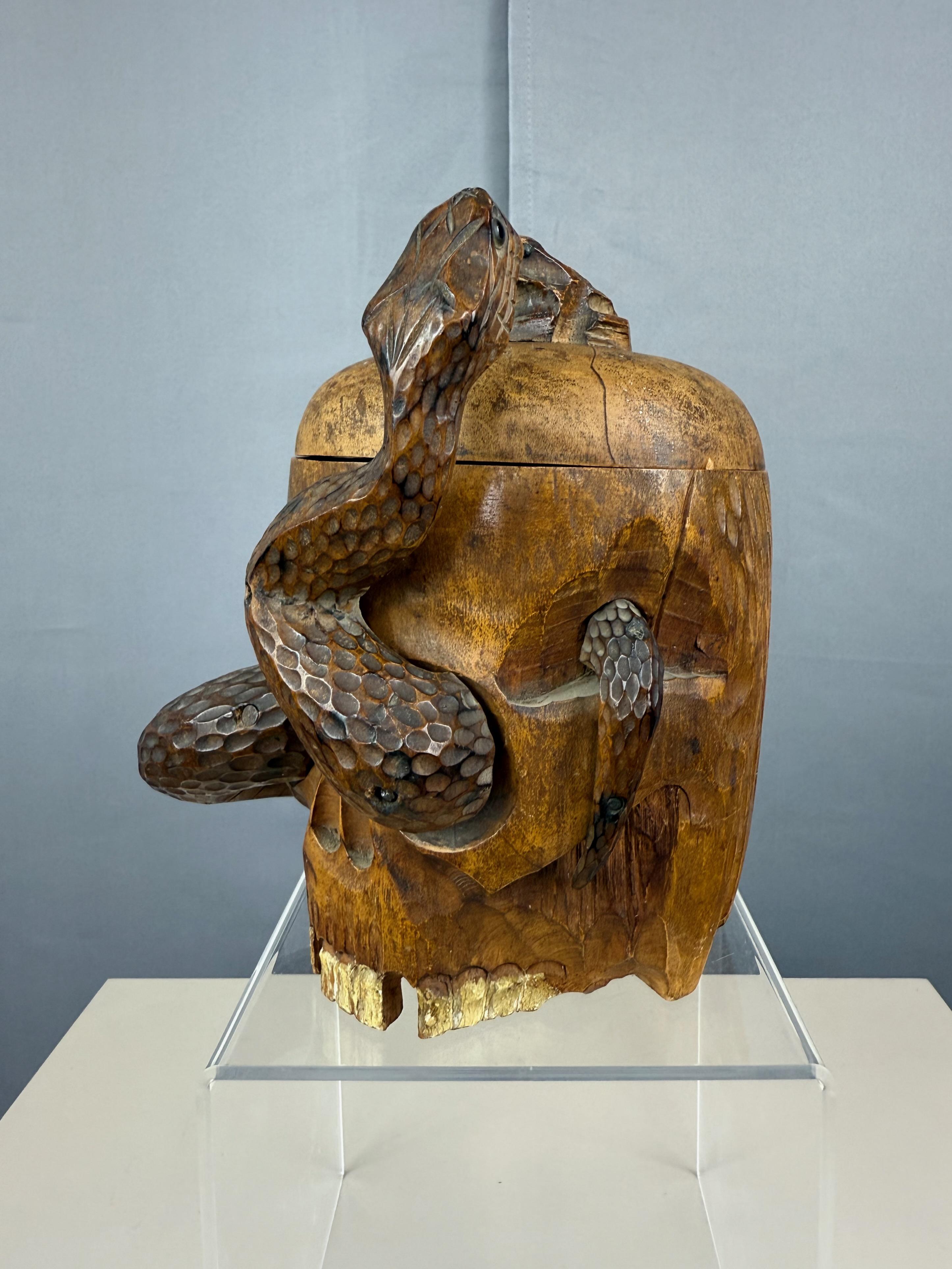 Hand-Carved Japanese Meiji Period Carved Wood Skull and Snake Tobacco Humidor, Late 19th C. For Sale