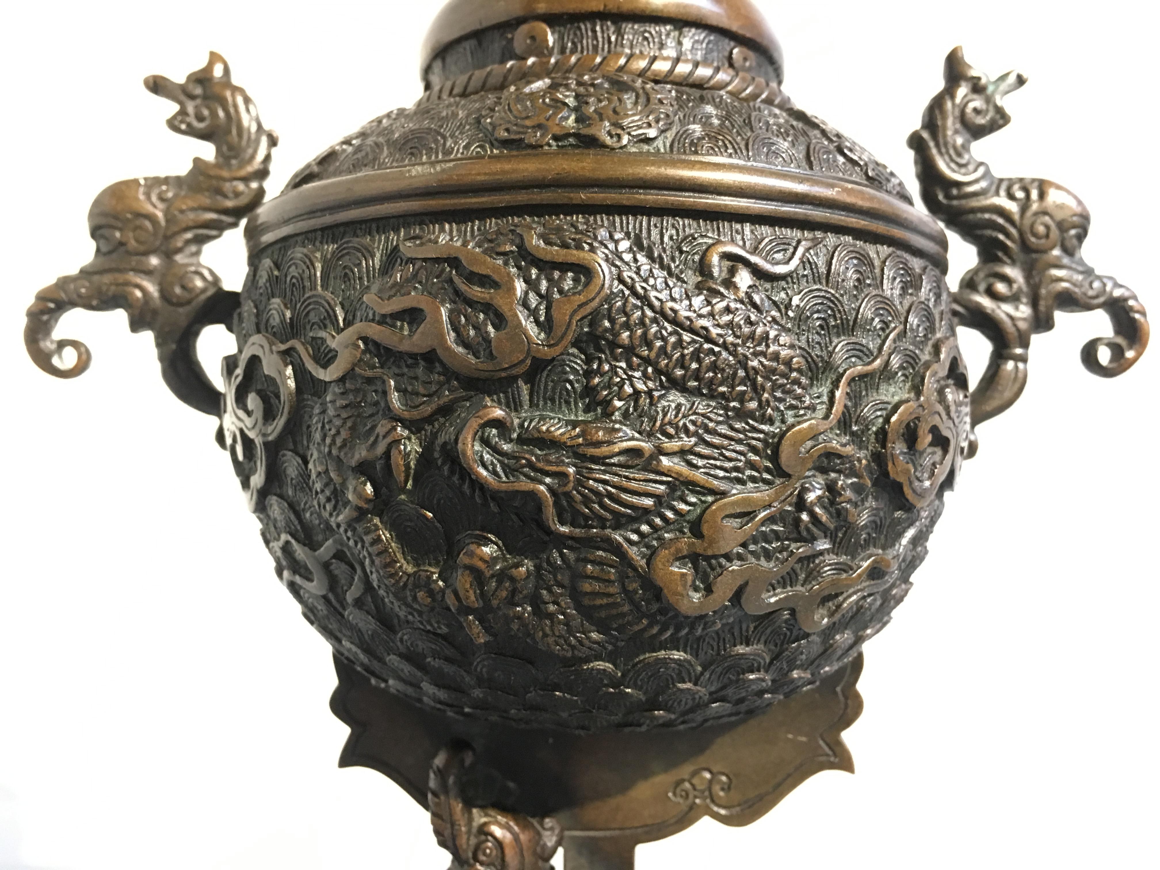 19th Century Japanese Meiji Period Cast Bronze Vase for Ikebana, Usubata