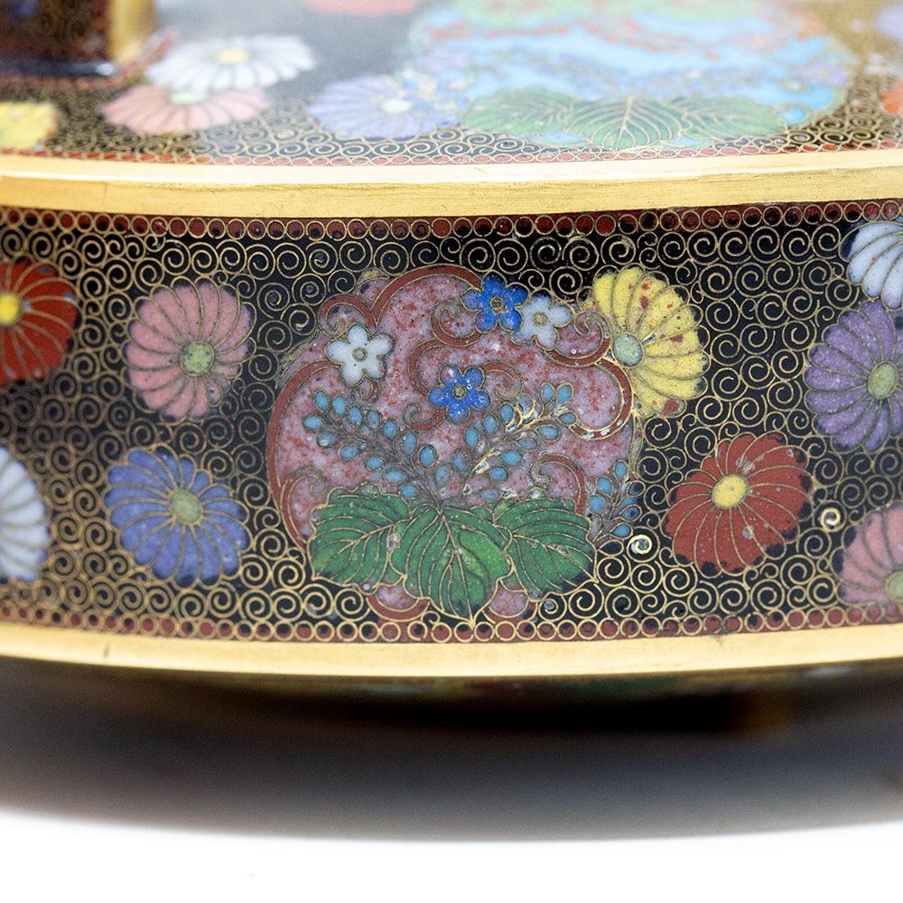 Japanese Meiji Period Cloisonne Enamel Sake Pot For Sale 9