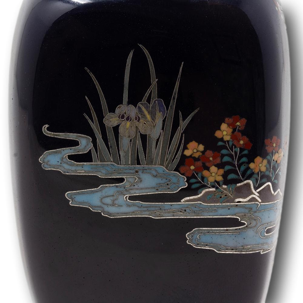 Vase japonais en émail cloisonné de la période Meiji par Ando Jubei en vente 9
