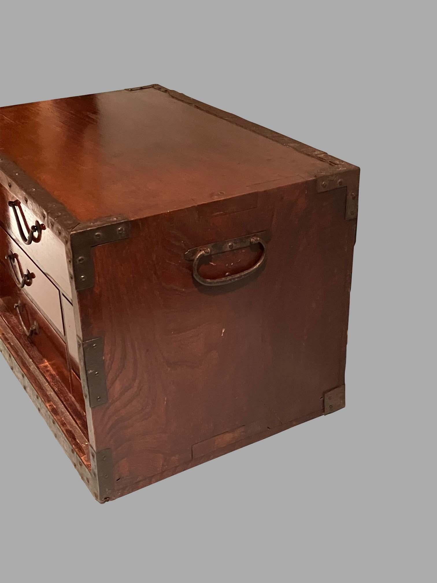19th Century Japanese Meiji Period Elm and Iron Bound Table Tansu or Sea Chest For Sale