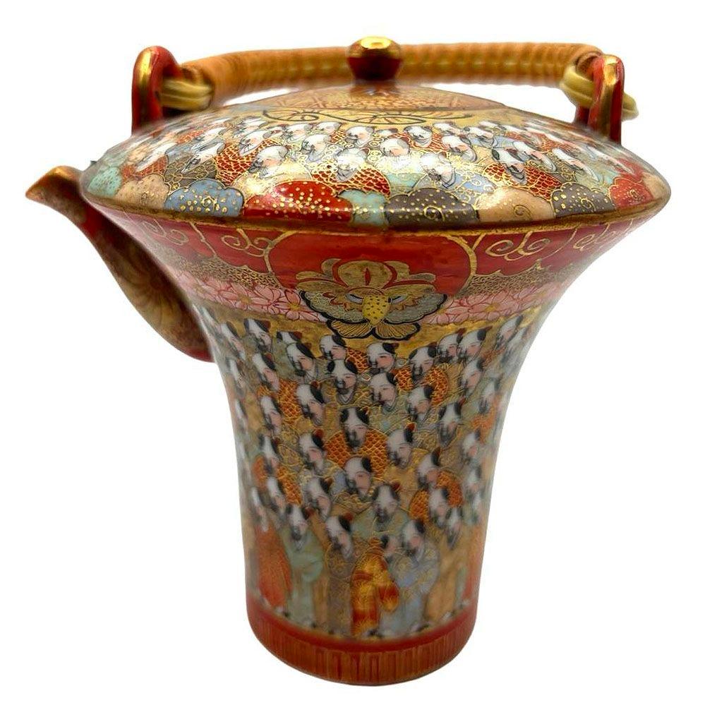 Early 20th Century Japanese Meiji Period Hand Painted Gold Chikaramachi 