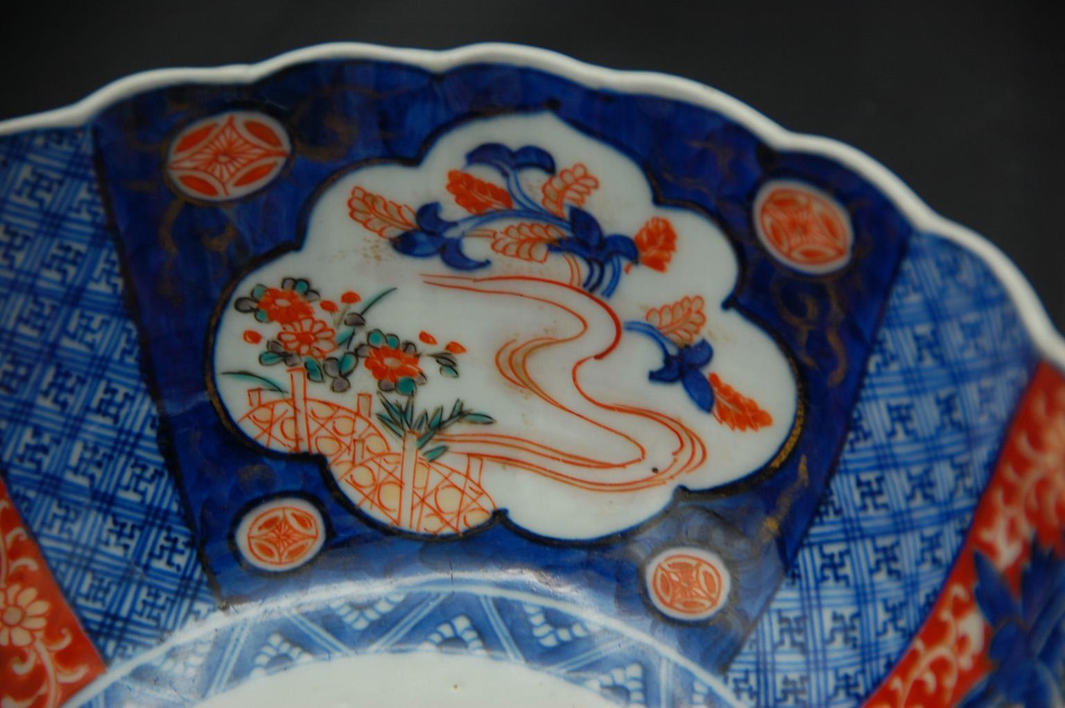 Porcelain Japanese Meiji Period Imari Scalloped Bowl