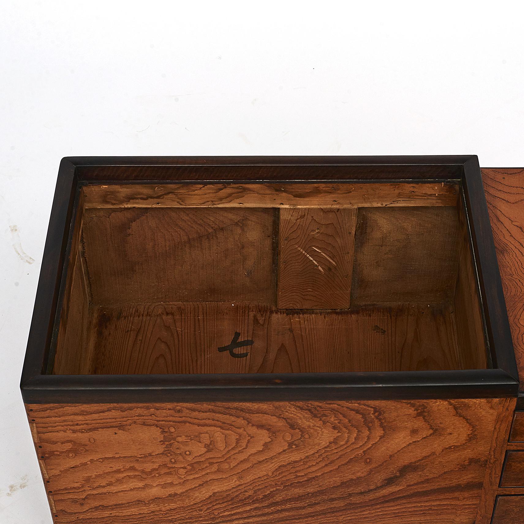 Japanese Meiji Period Keyaki Wood Hibachi with Copper Liner and Drawers For Sale 5