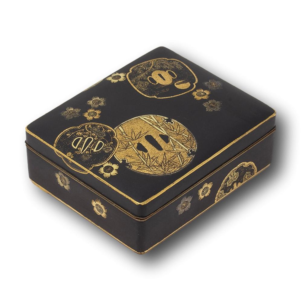 Japanese Meiji Period Komai Style Box and Dish Fujii Yoshitoyo For Sale 1