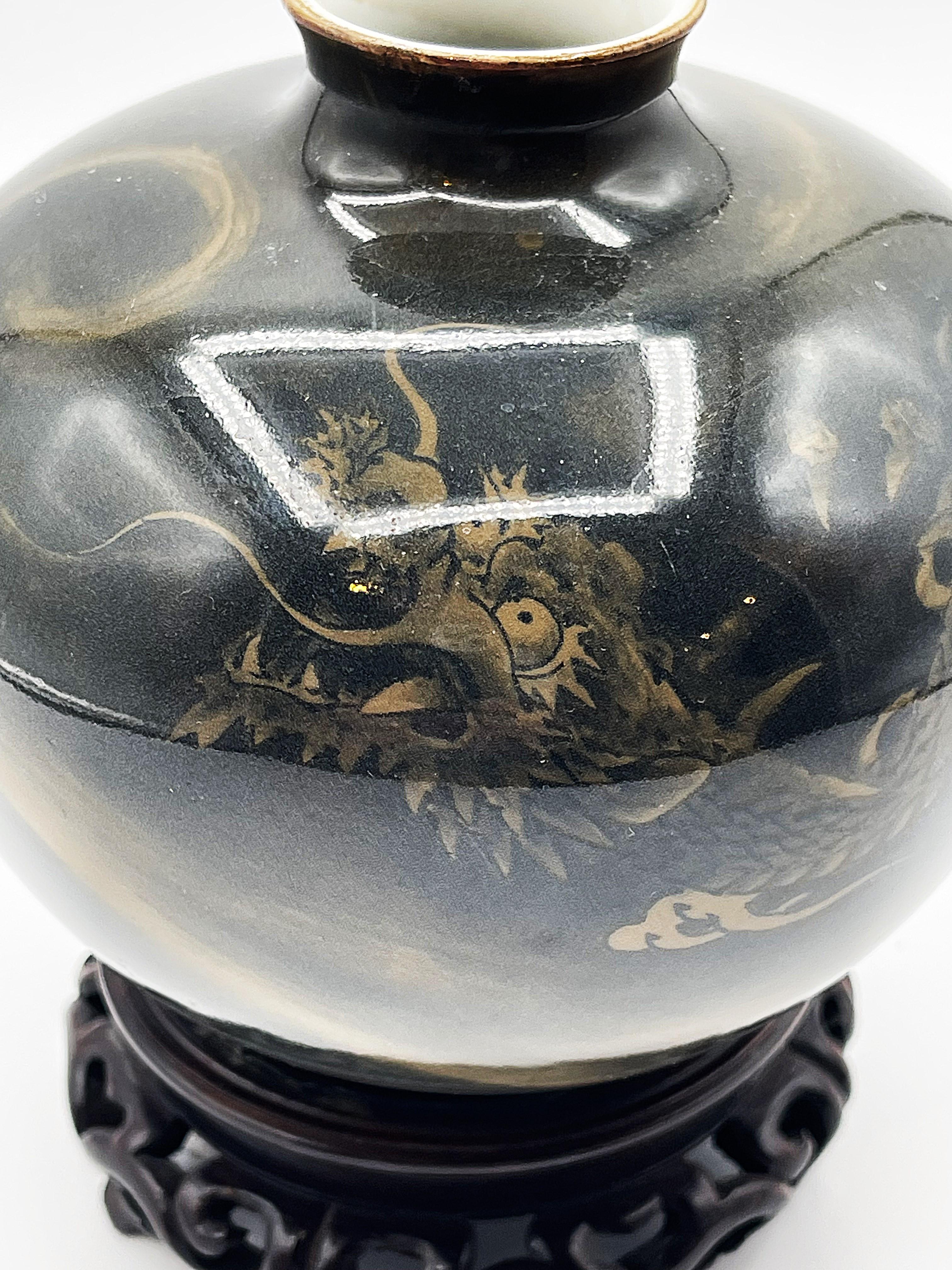 Giapponese Vaso in porcellana giapponese Koransha del periodo Meiji con smalto Greene & Greene, ca. 1880 in vendita