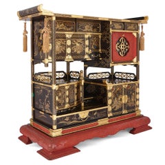 Japanese Meiji Period Lacquer Maki-E Cabinet