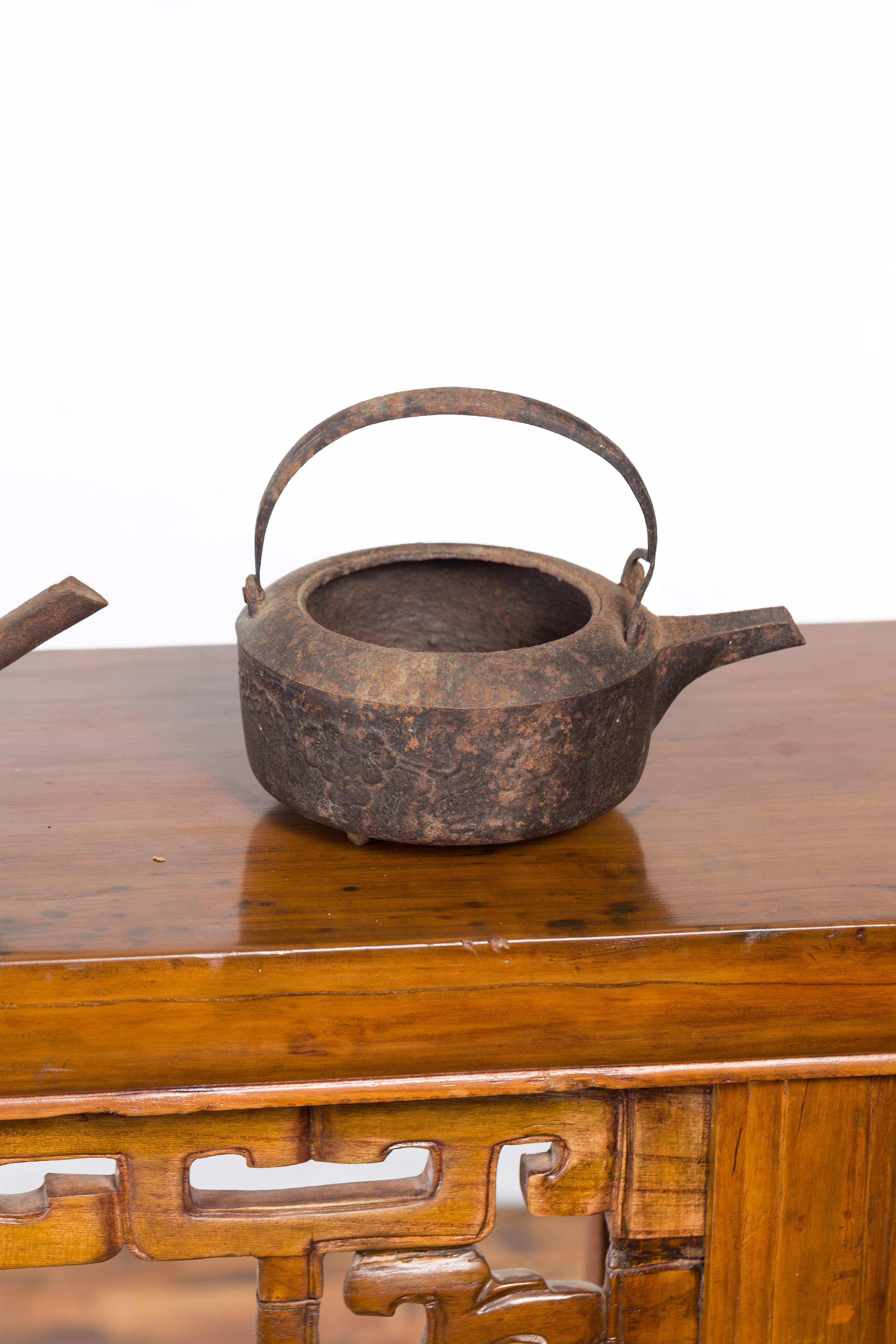 Japanese Meiji Period Late 19th Century Bronze Teapots with Weathered Patina For Sale 8