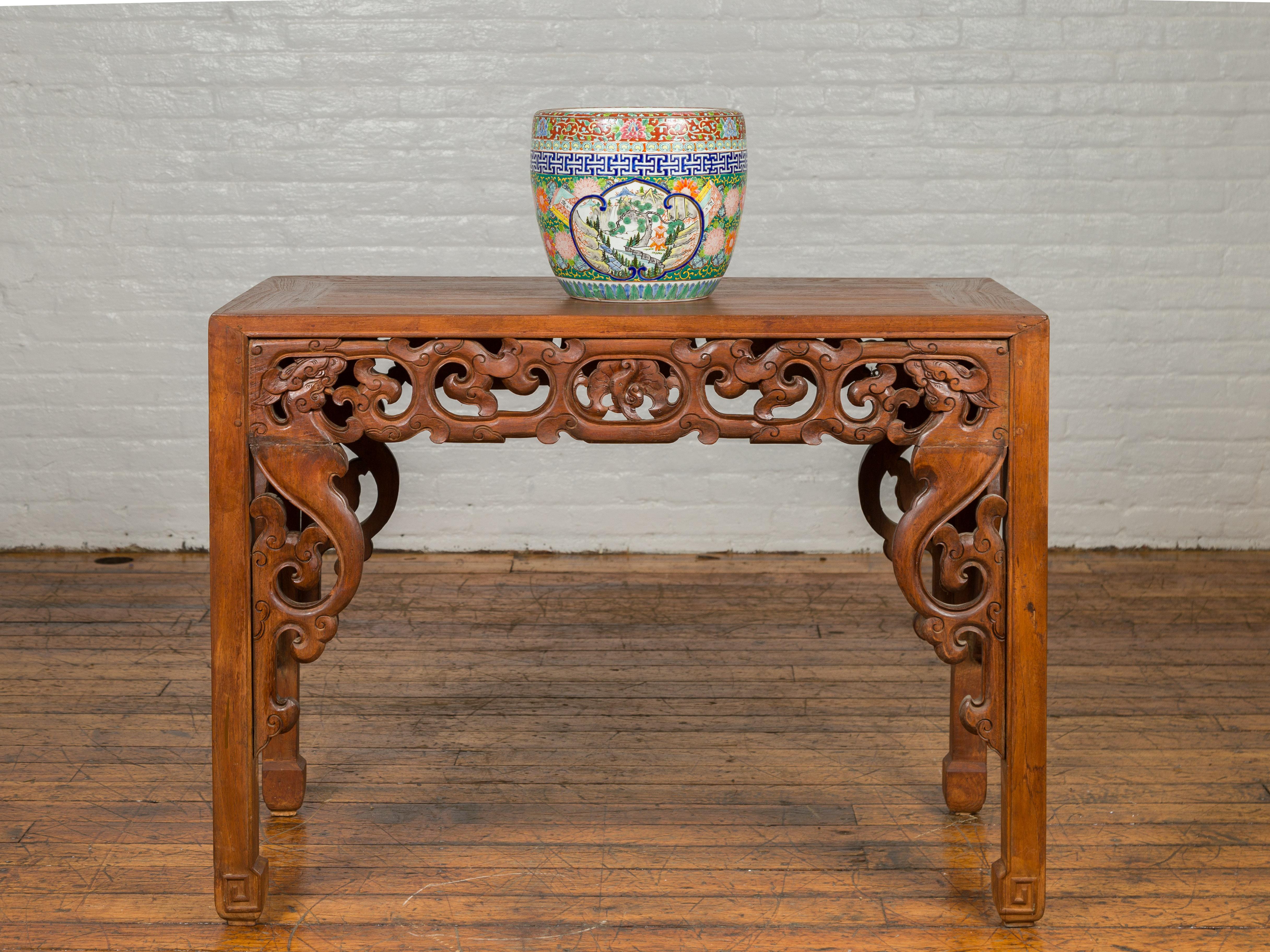 Japanese Meiji Period Late 19th Century Multi-Color Planter with Landscape Scene In Good Condition In Yonkers, NY