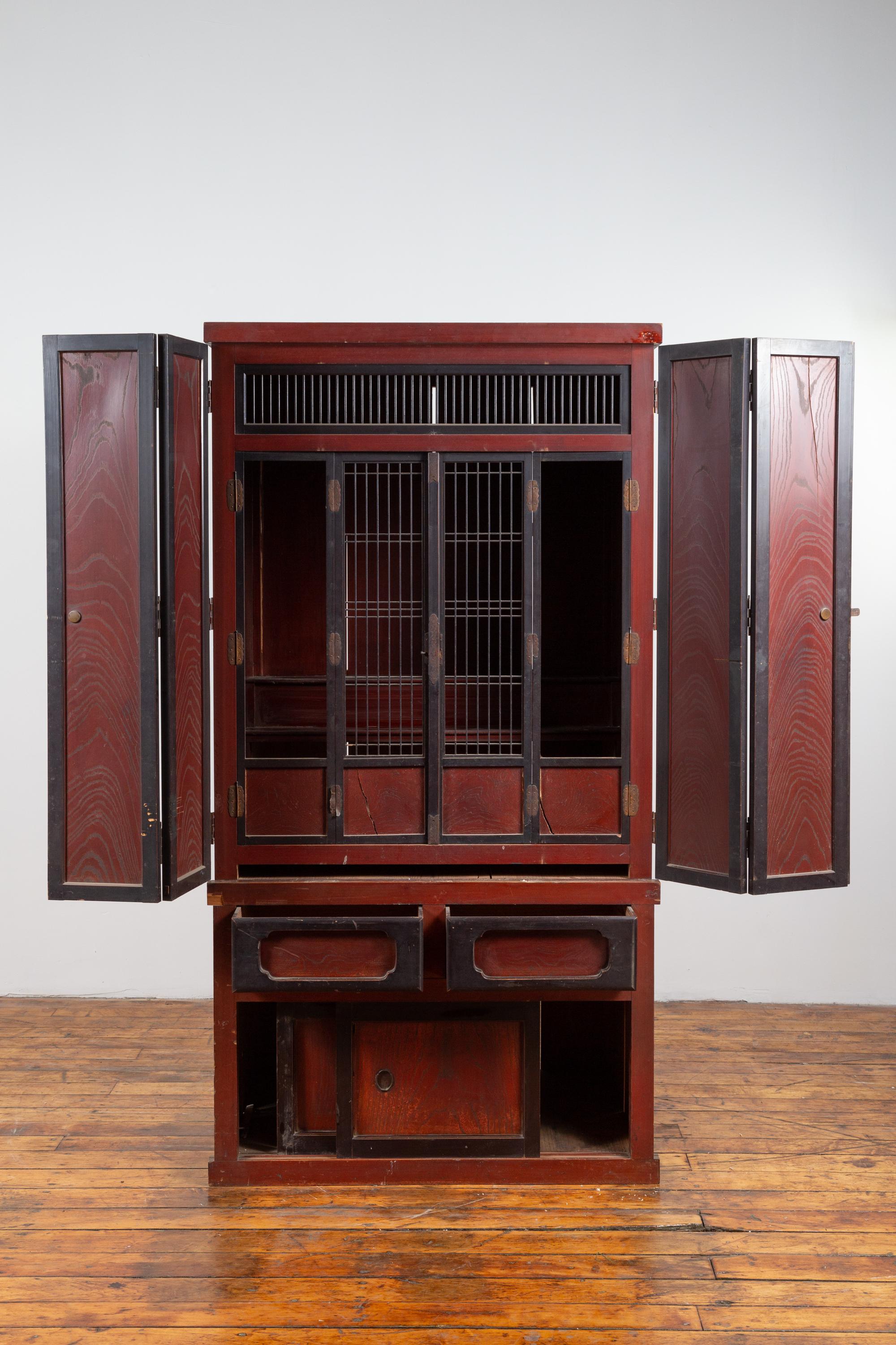 Japanese Meiji Period Late 19th Century Red and Black Altar Shrine Wood Cabinet 2