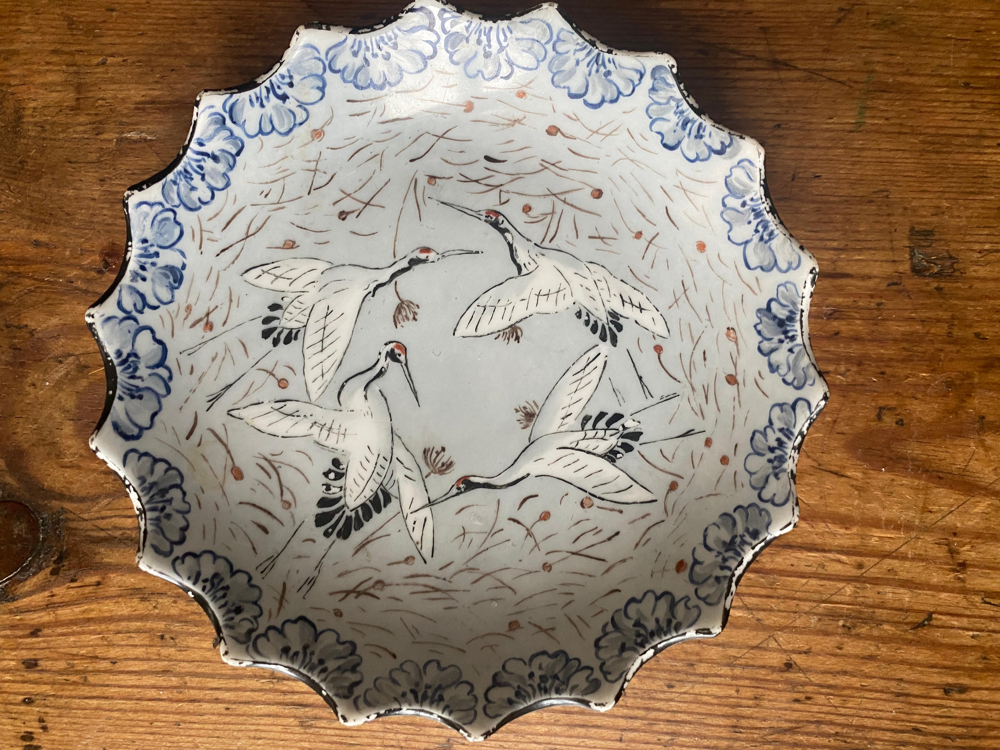Hellblaue japanische Porzellanschale aus der japanischen Meiji-Periode mit Kranichen im Angebot 1