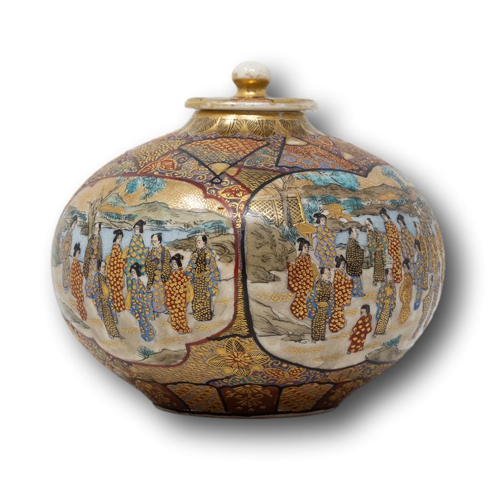Satsuma Koro japonés del periodo Meiji en Bueno Estado en Newark, England