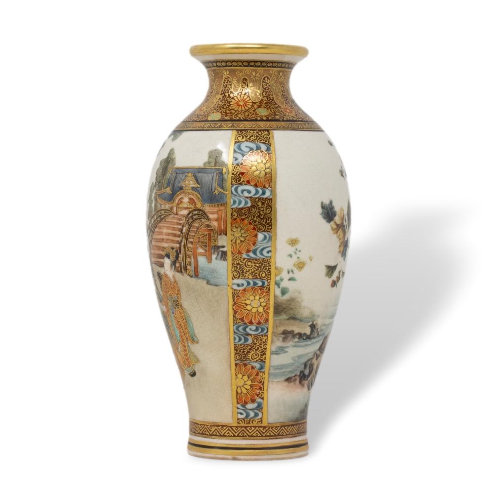 Fatto a mano Vaso Satsuma giapponese del periodo Meiji di Ryokuzan in vendita