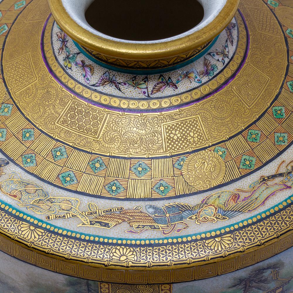 Japanese Meiji Period Satsuma Vase Painted by Ryozan for the Yasuda Company 5