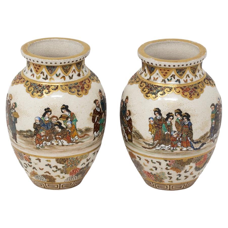 Japanese Meiji Period Satsuma Vase Pair Gyokuzan For Sale