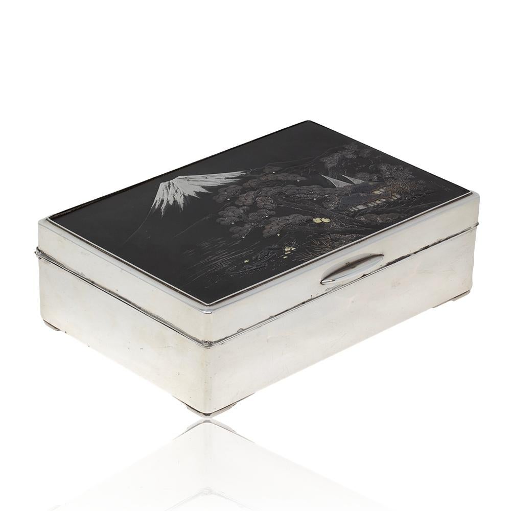 Caja Decorativa Japonesa para Puros de Plata y Metales Mixtos del Periodo Meiji de Hidekuni Japonés en venta