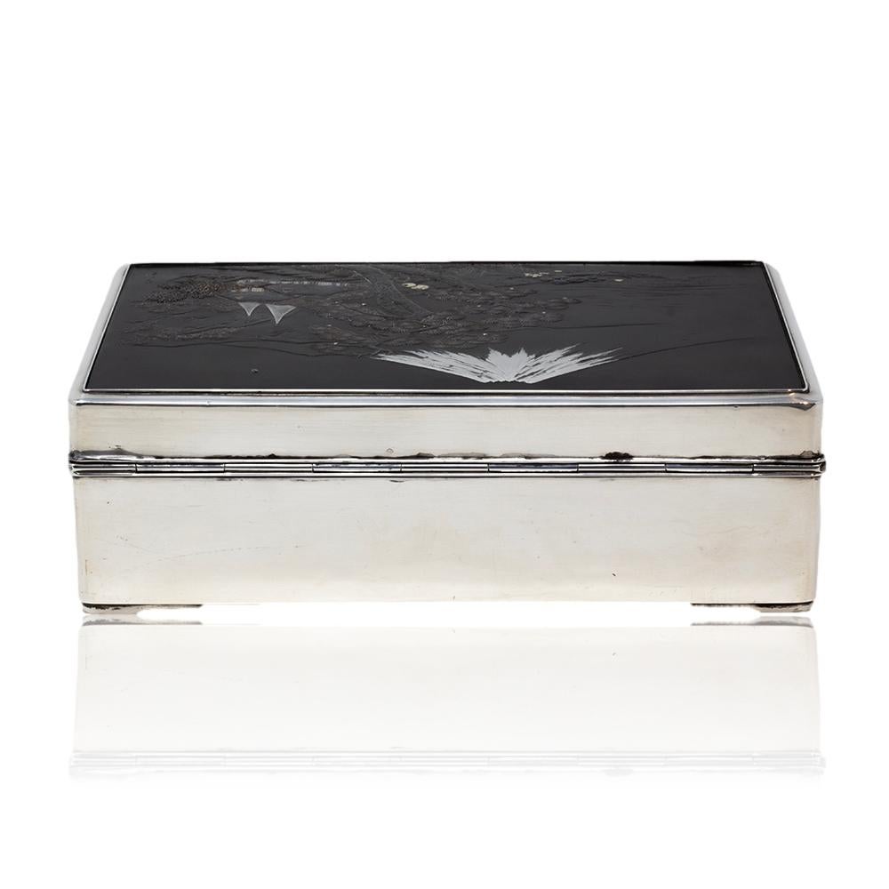 Caja Decorativa Japonesa para Puros de Plata y Metales Mixtos del Periodo Meiji de Hidekuni Oro en venta