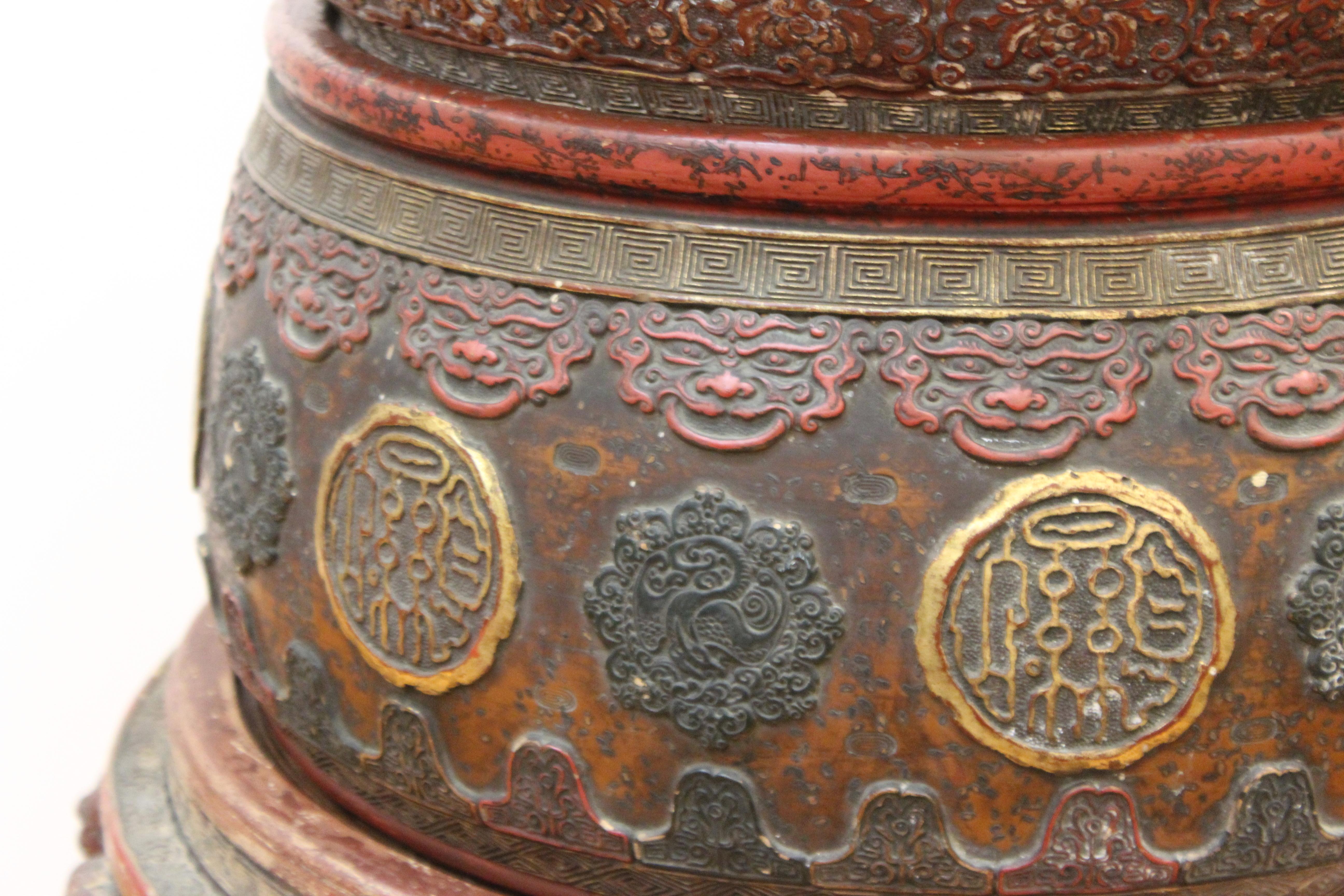 Japanese Meiji Satsuma Polychrome Monumental Lidded Vase on Stand 9