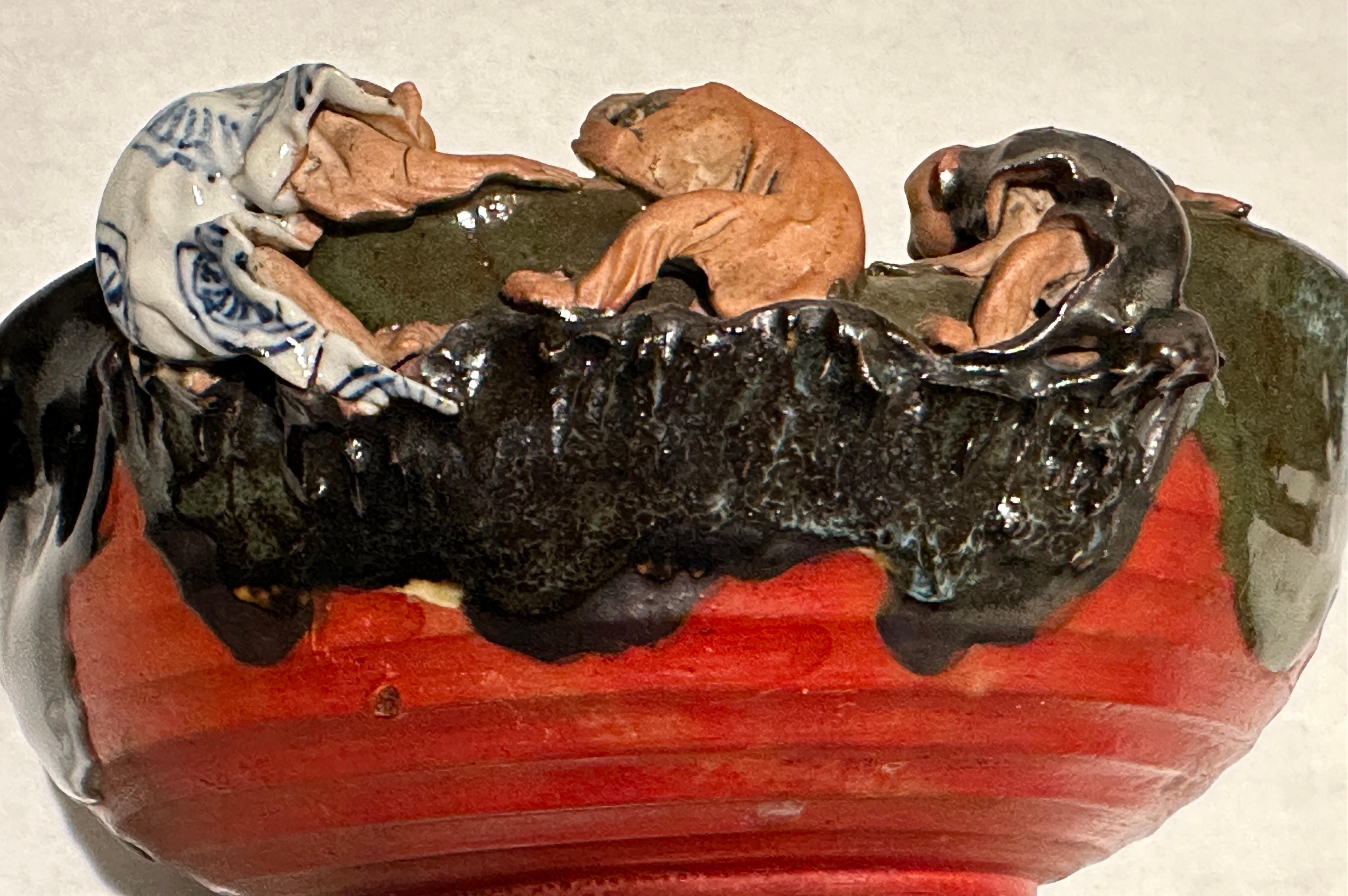 Japanese Meiji Sumida Gawa Bowl With Monkeys In Good Condition In Norwood, NJ