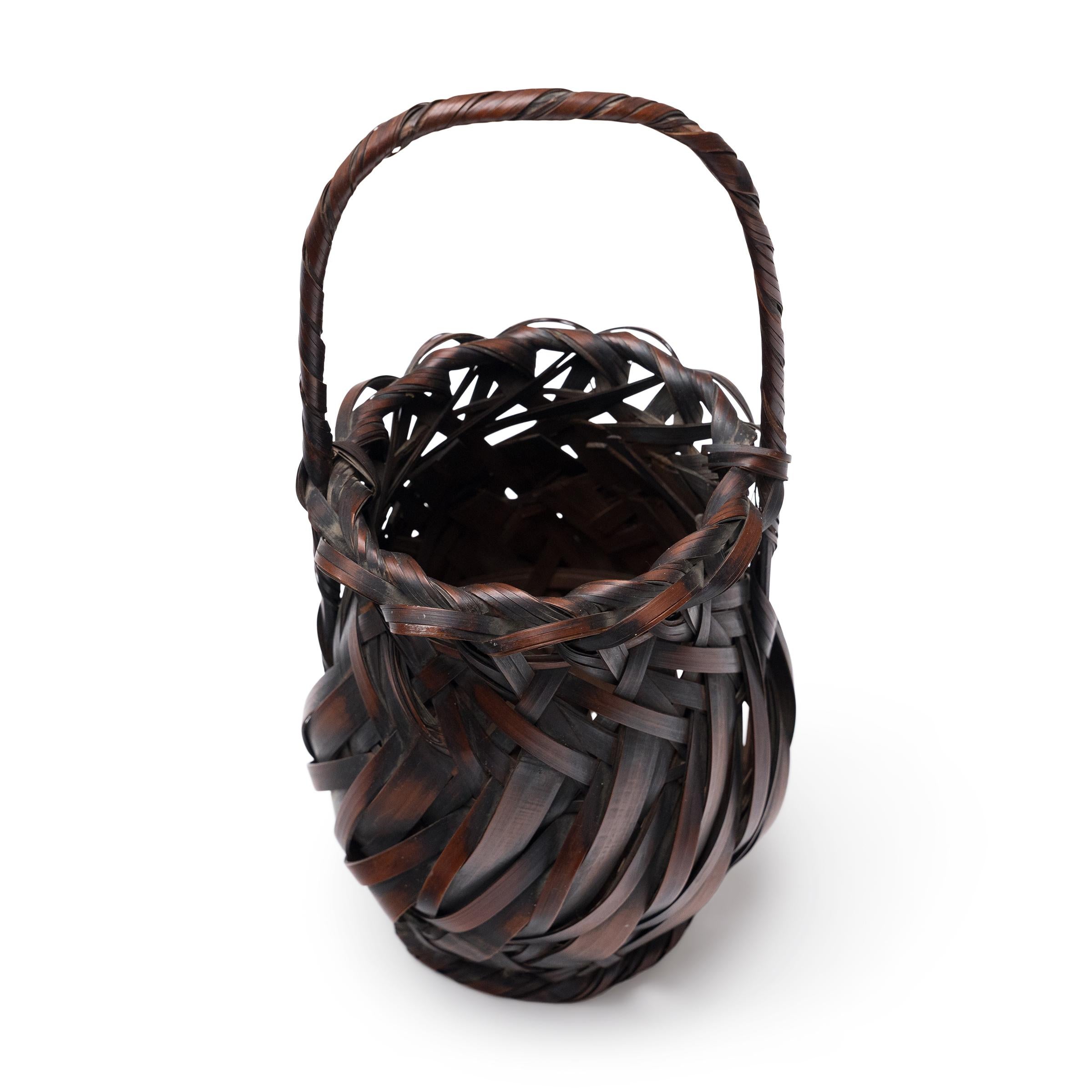 Tessuto a mano Cestino giapponese Meiji Susutake Ikebana in vendita