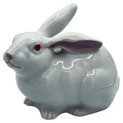 Japanese Meiji-Taisho Period Kutani Porcelain Figurine of a Rabbit, Circa 1920