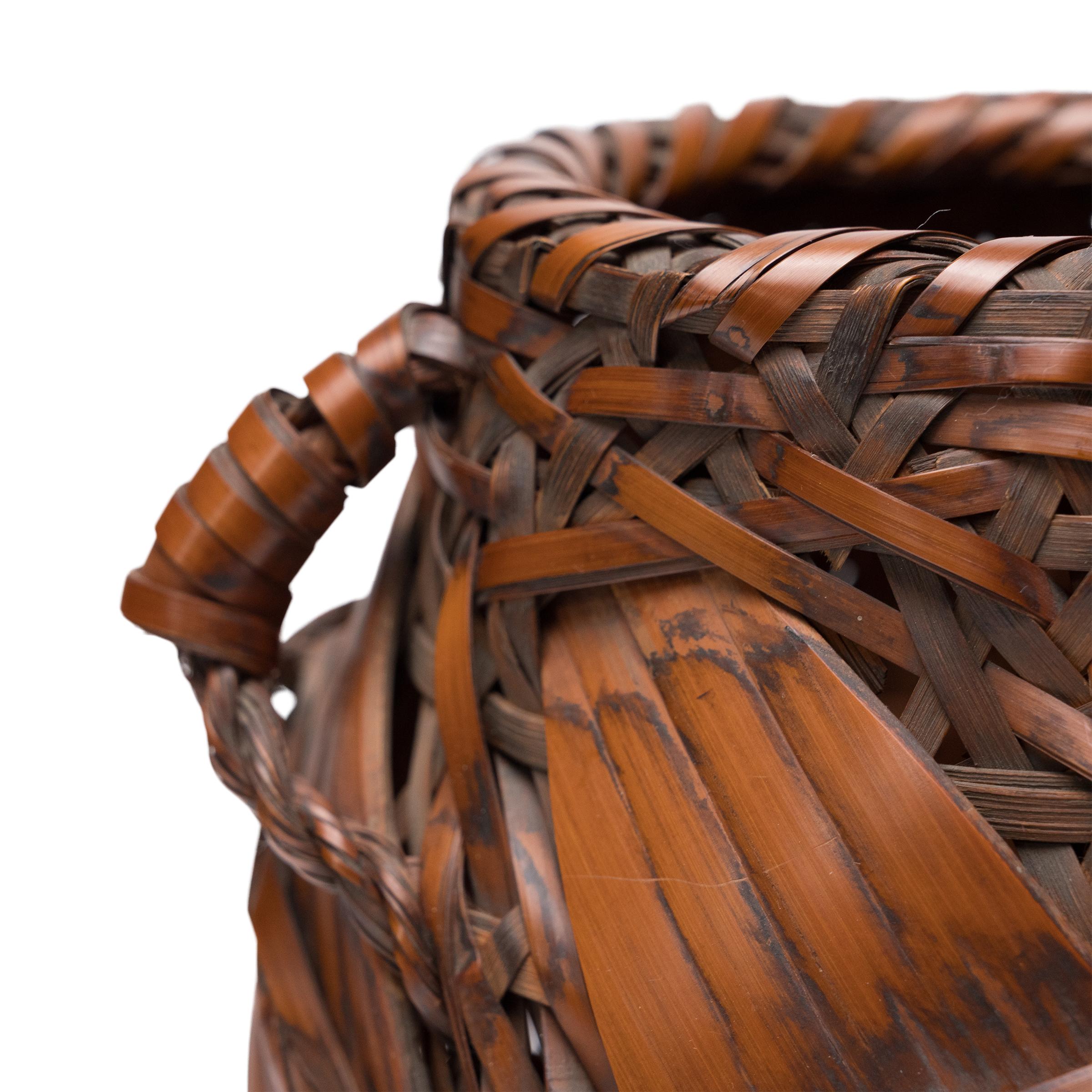 20th Century Japanese Meiji Twisted Ikebana Basket For Sale