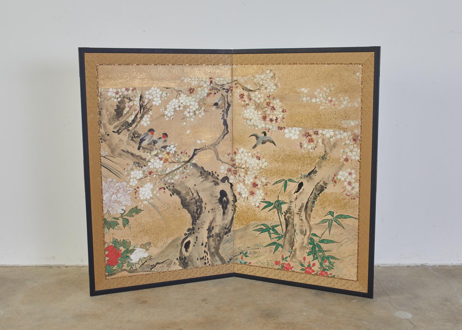 Paravent japonais Meiji à deux panneaux Oiseaux chanteurs en Sakura en vente 8