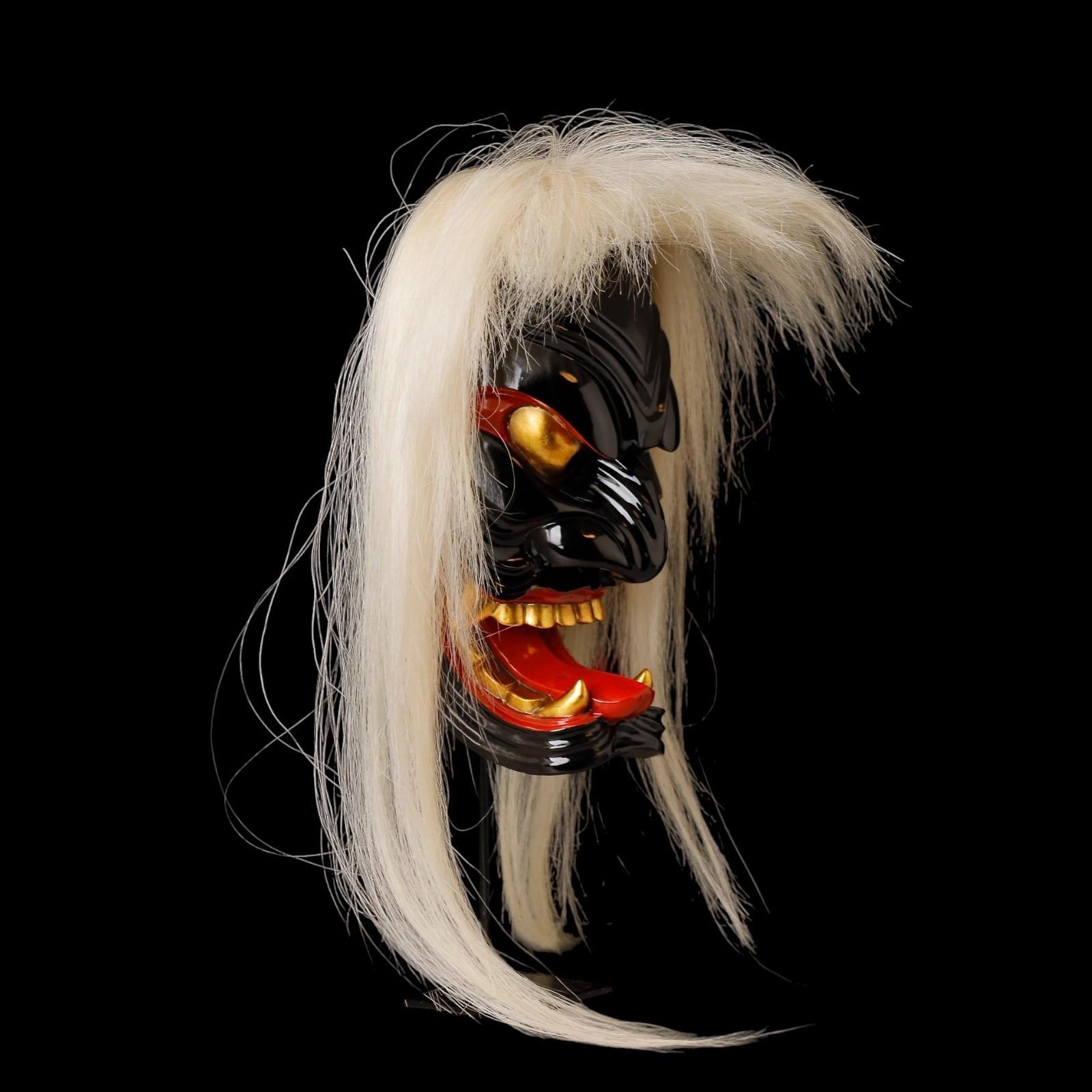 Japanische Menburyu-Maske: Fūryū-Charakter, signiert von Meisterschnitzer Kajiwara Ichiry (Holz) im Angebot