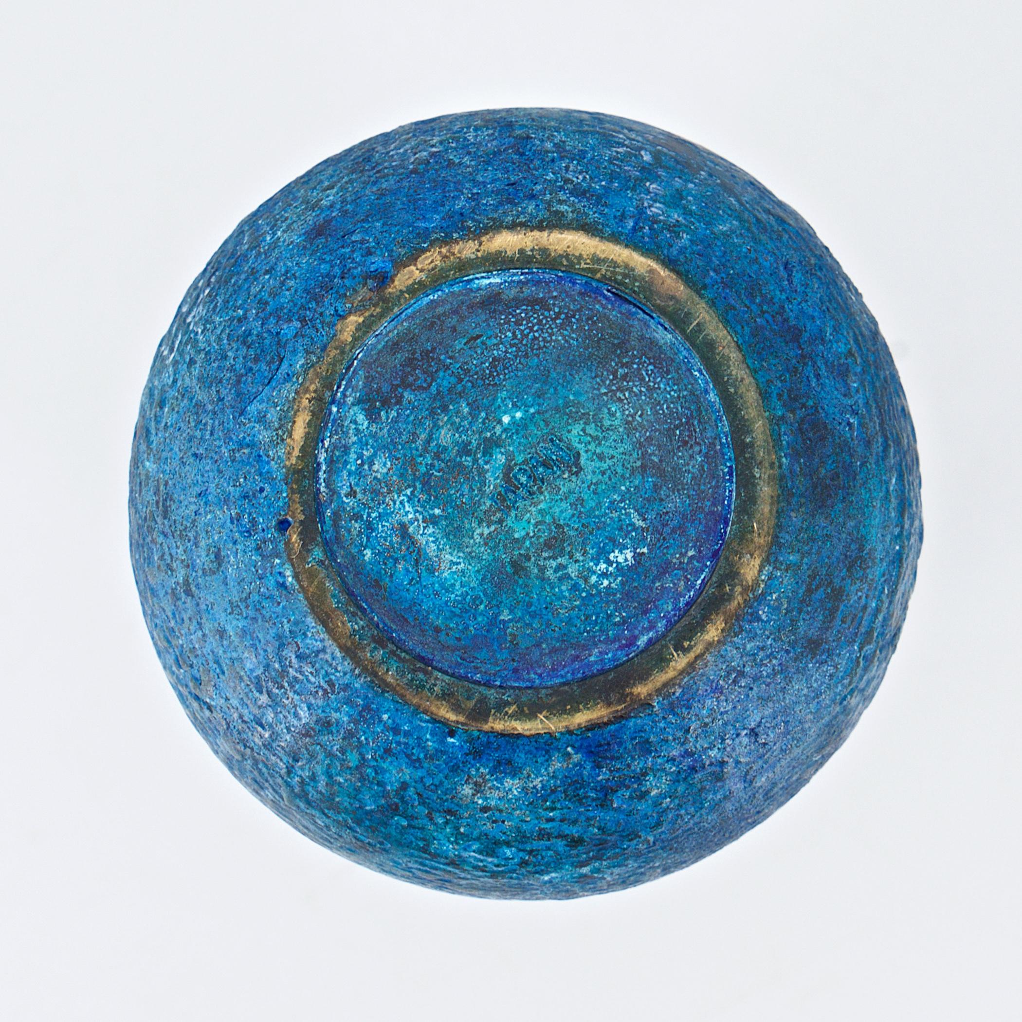 Japanische Kunsthandwerker-Bronzevase aus der Mitte des Jahrhunderts, blau, Vulkan, patinierte Emaille im Angebot 1
