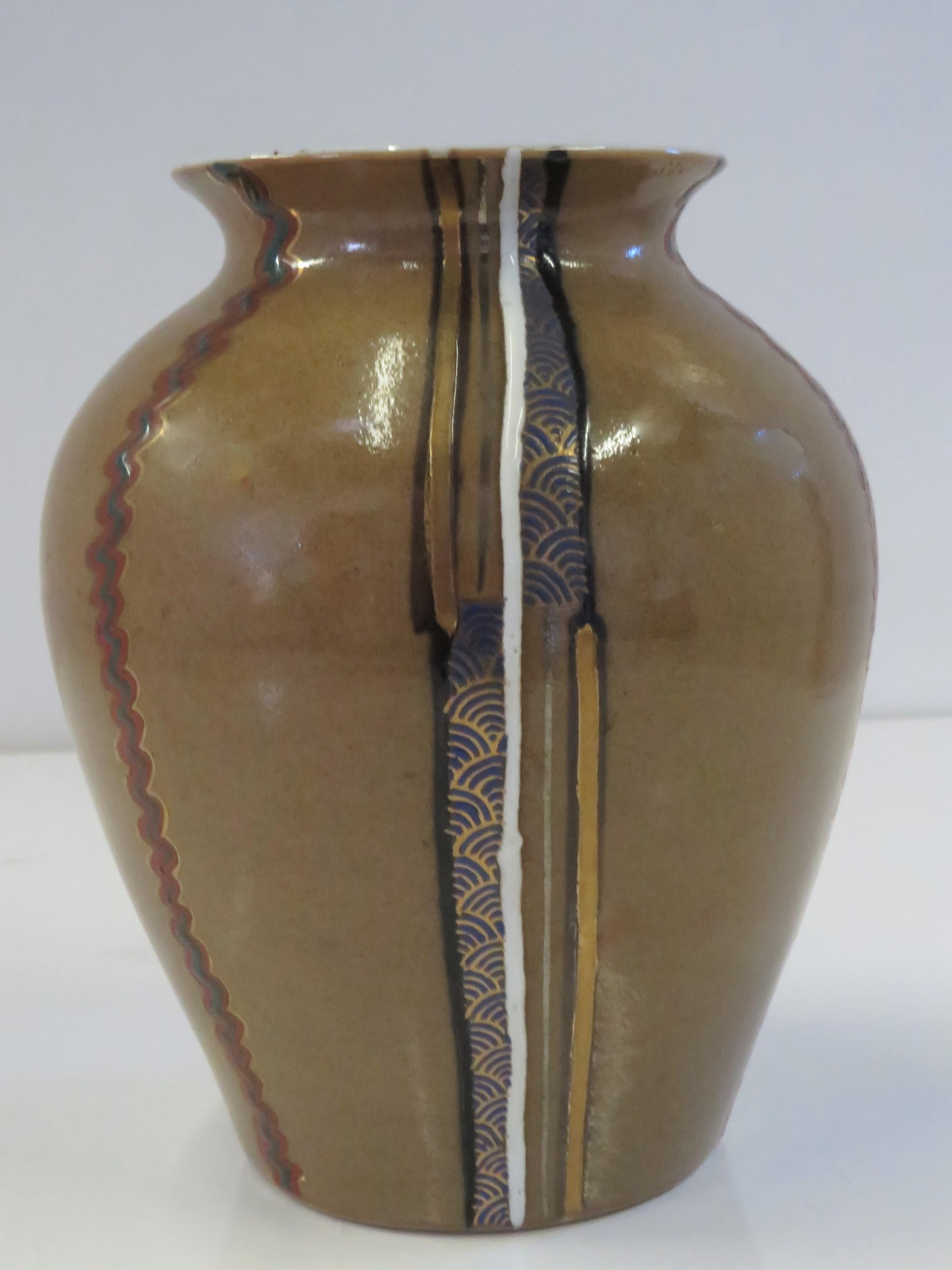 Japonais Vase japonais en céramique The Moderns  en vente