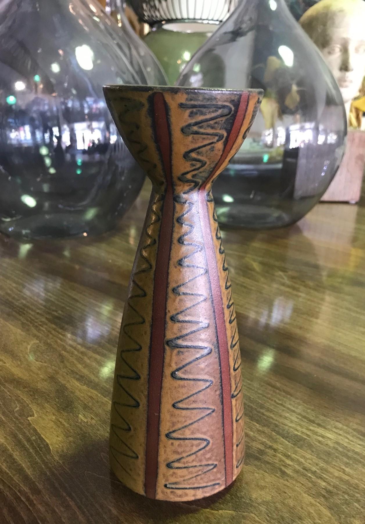 Hand-Crafted Japanese Mid-Century Modern Signed Ceramic Pottery Glazed Vase, circa 1950s