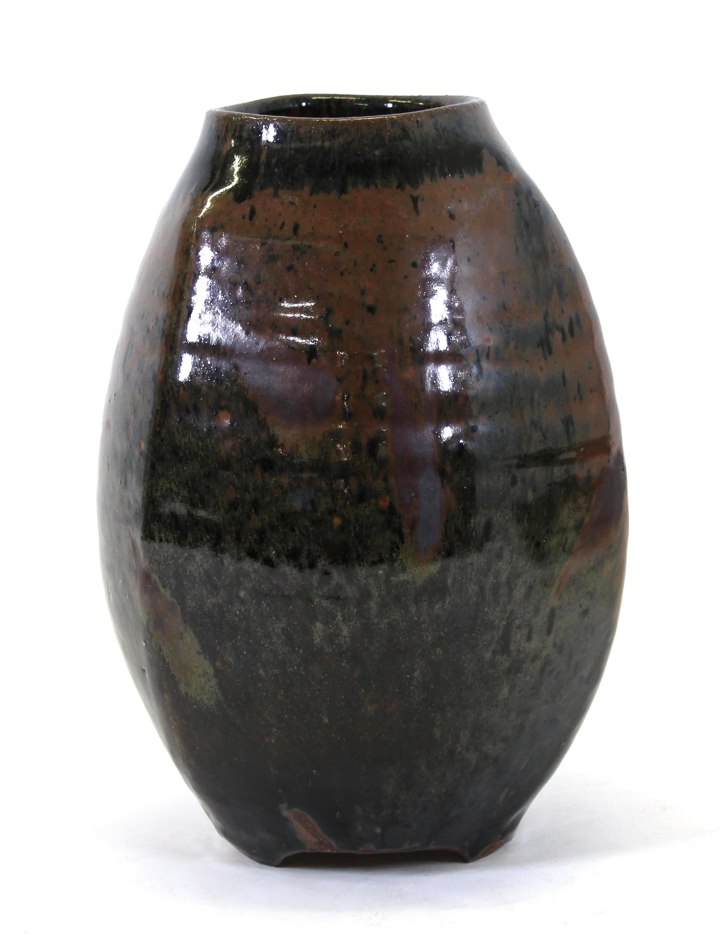 Mid-Century Modern Vase en poterie d'atelier japonaise moderne du milieu du siècle dernier en vente