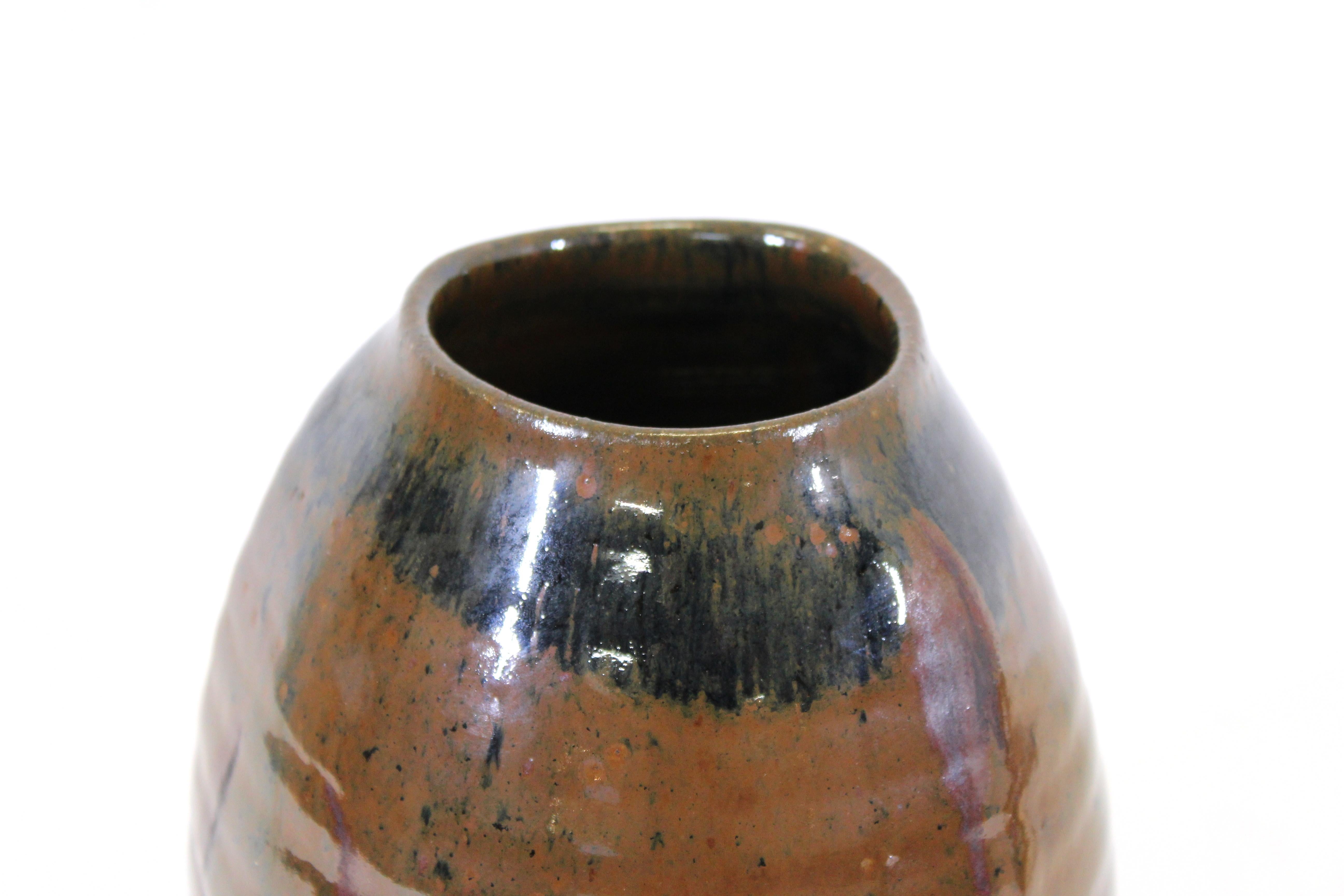 20ième siècle Vase en poterie d'atelier japonaise moderne du milieu du siècle dernier en vente