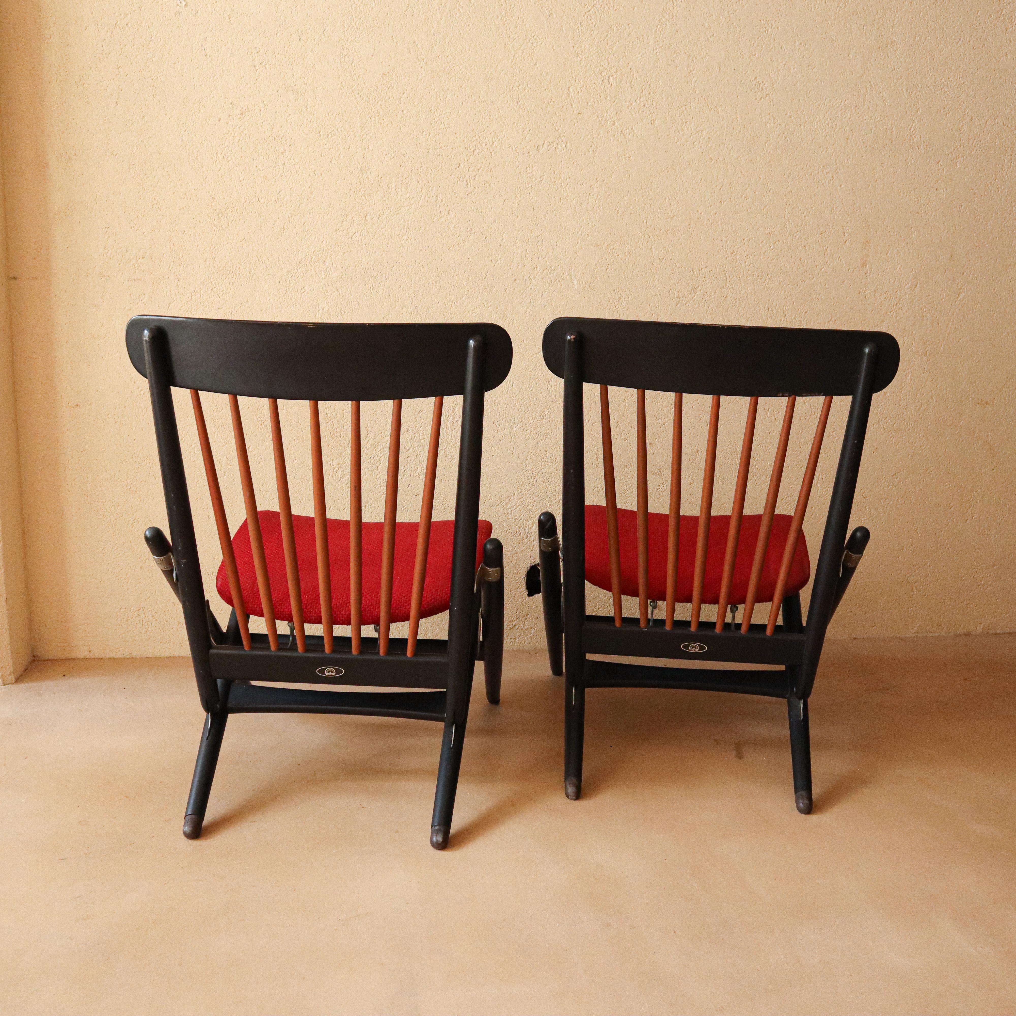 Japanese Midcentury Rare Pair of Maruni Folding Lounge Chairs In Good Condition For Sale In 神戸市, JP
