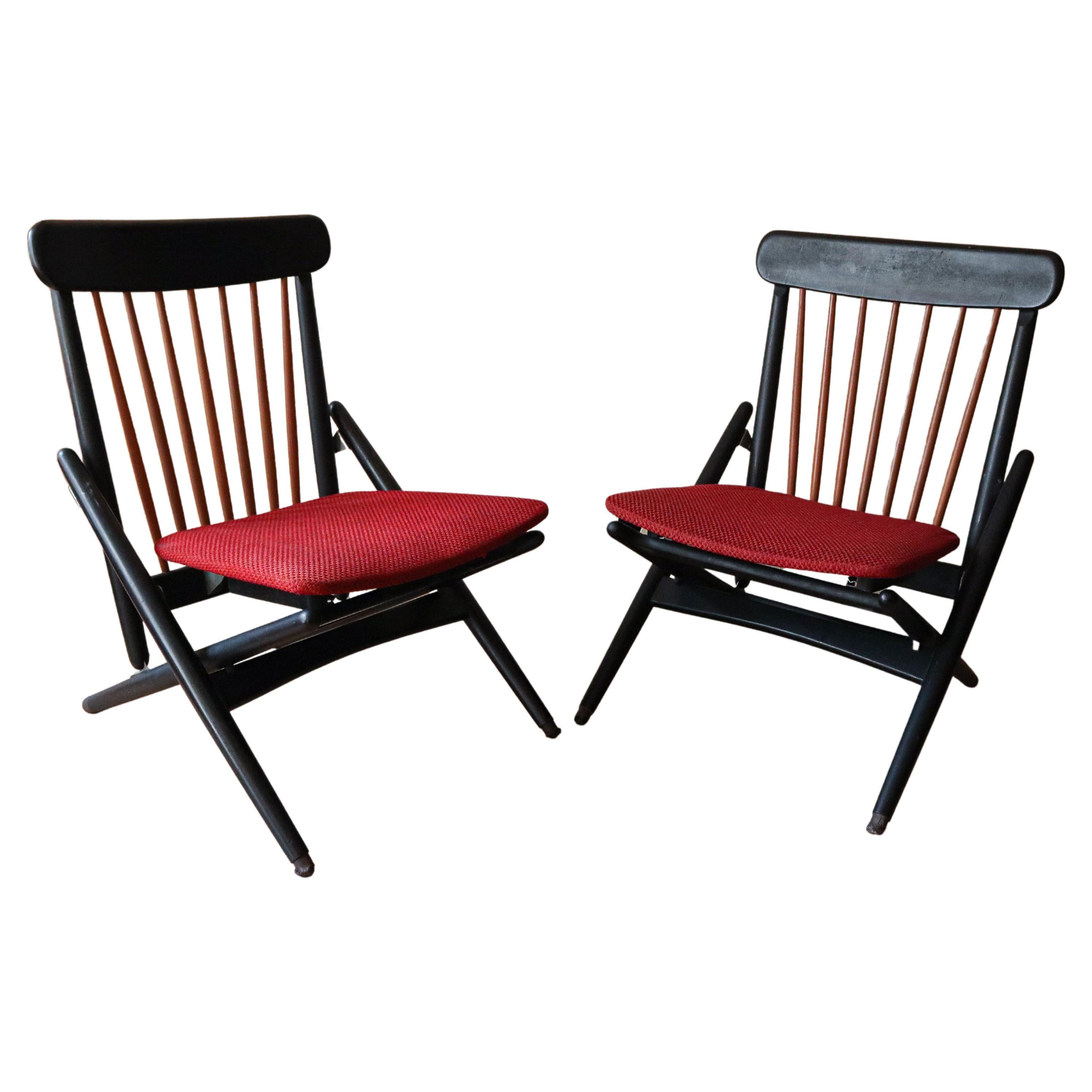 Japanese Midcentury Rare Pair of Maruni Folding Lounge Chairs For Sale
