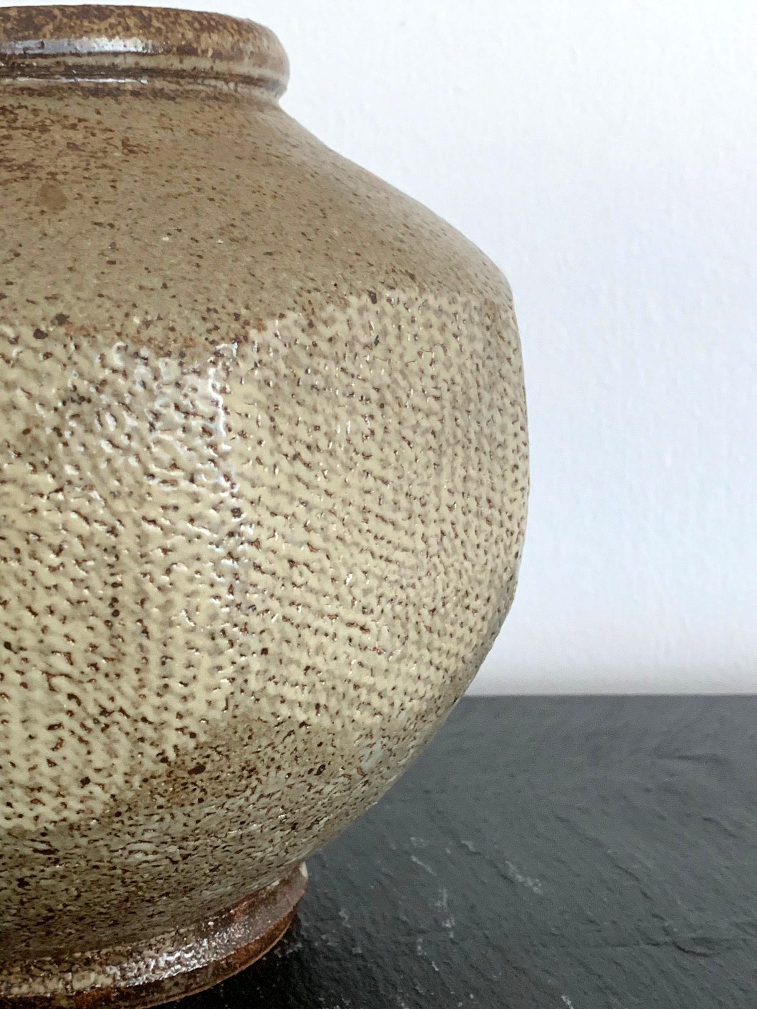 Japanese Mingei Ceramic Jar Tatsuzo Shimaoka In Good Condition In Atlanta, GA