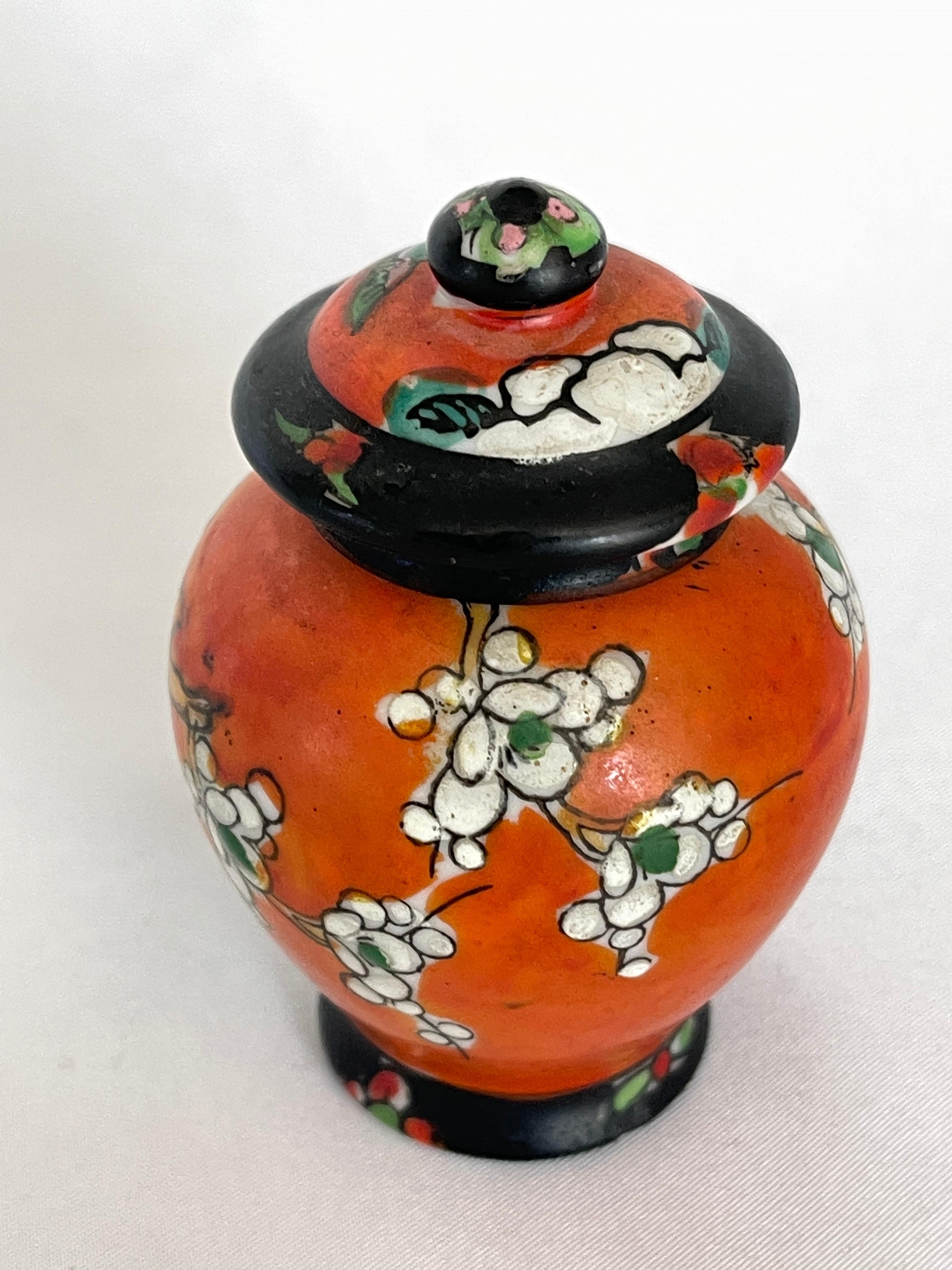 Japanese Miniature Hand Painted Porcelain Ginger Jar In Good Condition For Sale In New York, NY