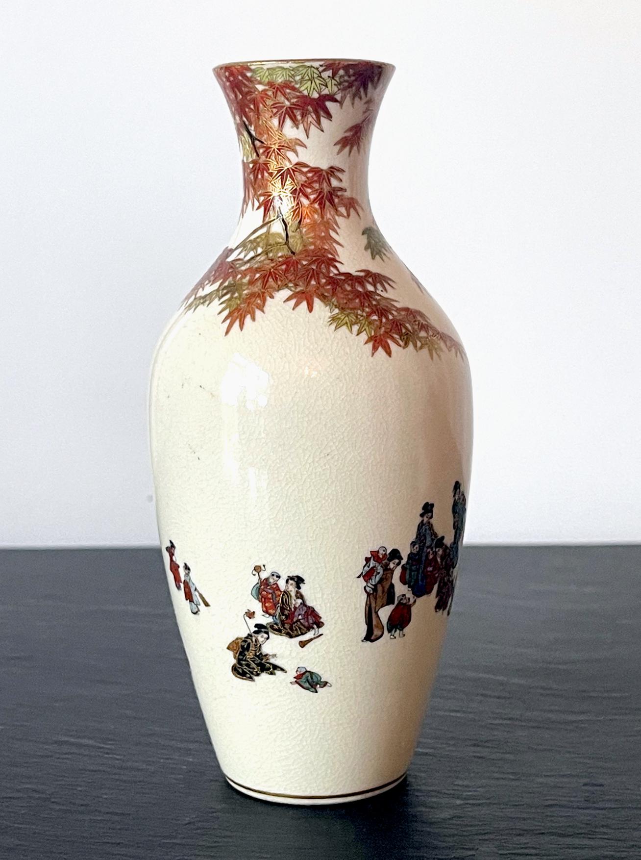 Early 20th Century Japanese Miniature Satsuma Vase Yabu Meizan Meiji For Sale