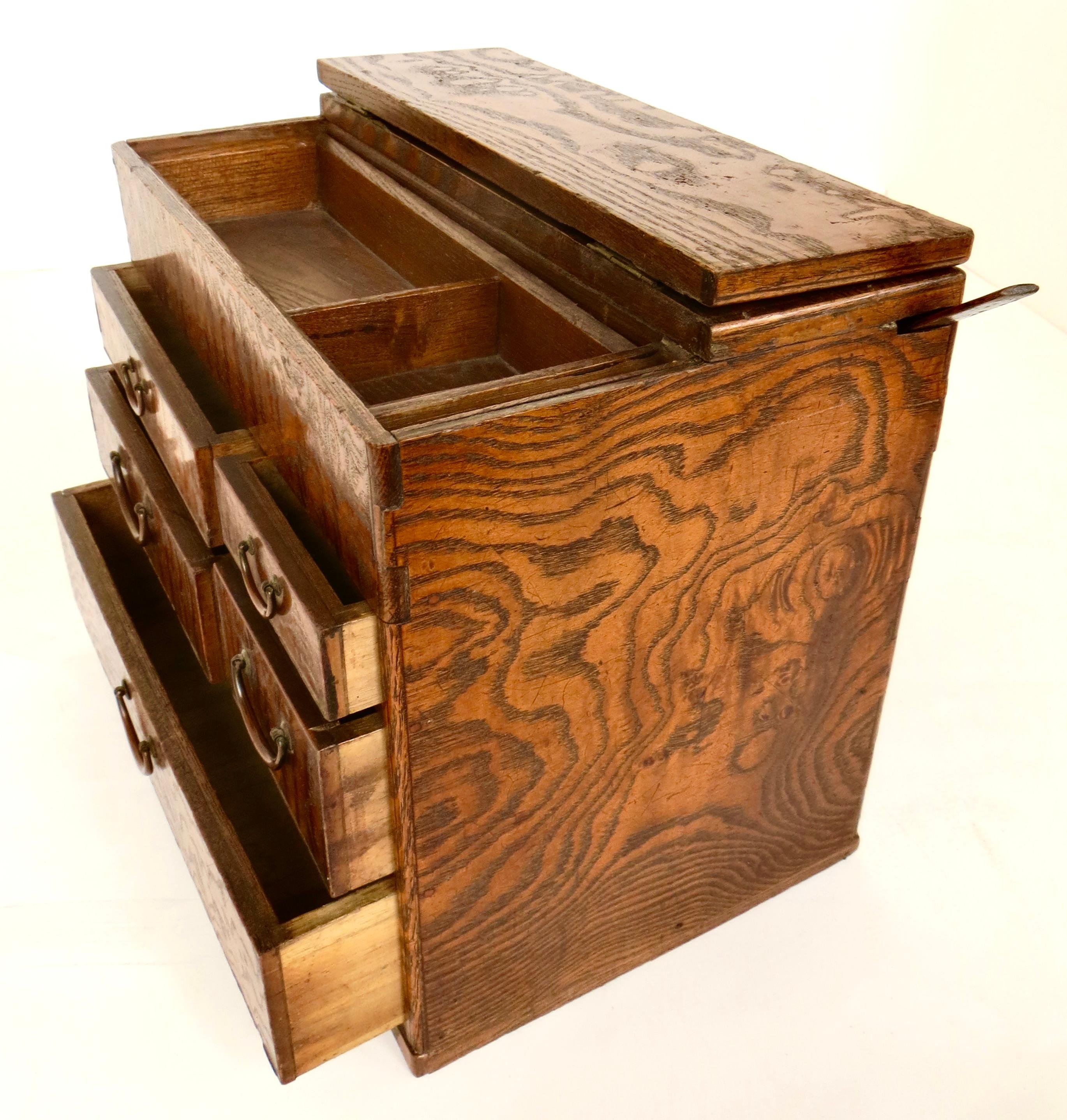Japanese Miniature Tansu Work or Sewing Chest (Haribako) Taisho Era Circa 1920 For Sale 4