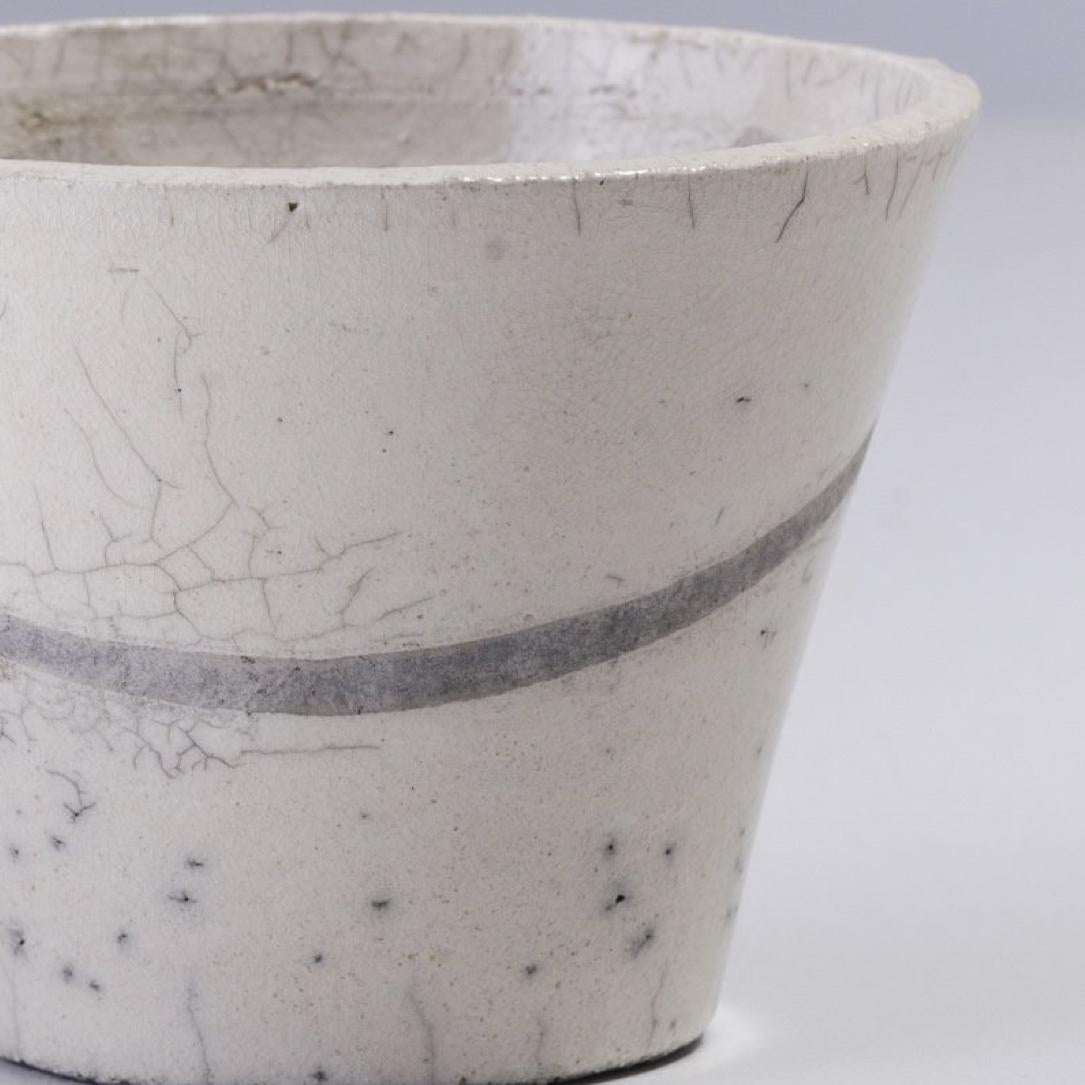Japanese Minimalistic LAAB 2 Fringe Chawan Bowls Raku Ceramics Crackle White In New Condition For Sale In monza, Monza and Brianza