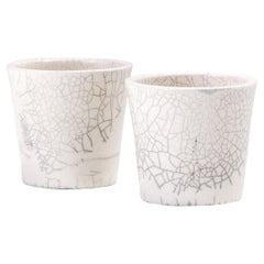 Japanisches japanisches minimalistisches LAAB Mangkuk Set aus 2 Schalen Raku Keramik in Crackle Weiß