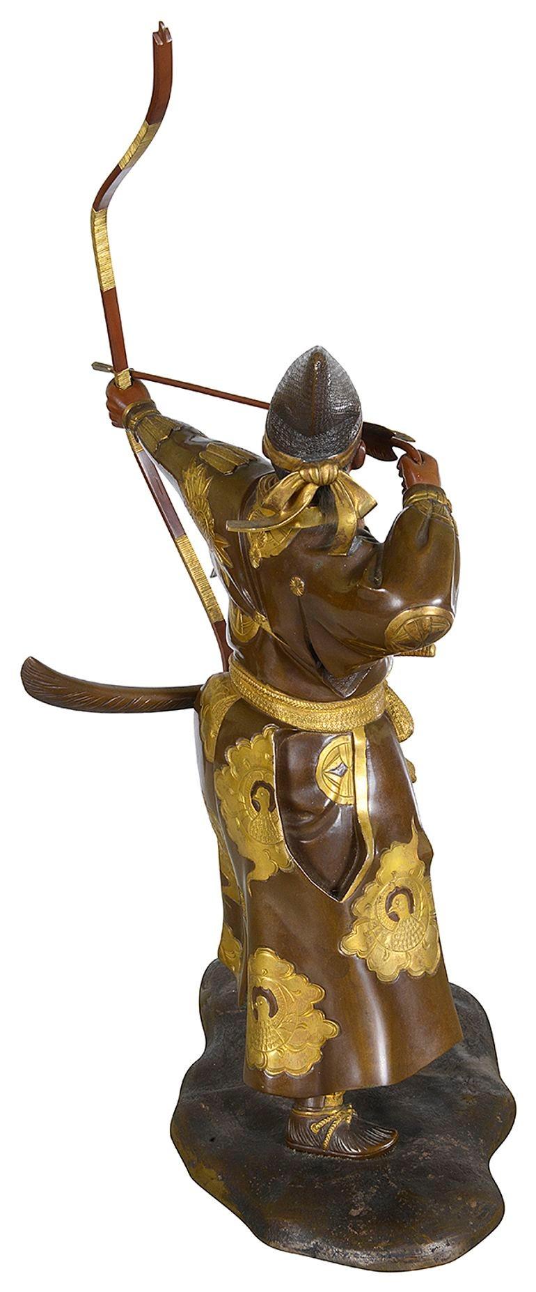 Guerrero japonés Miyao de bronce, 36 cm de altura en Bueno estado para la venta en Brighton, Sussex