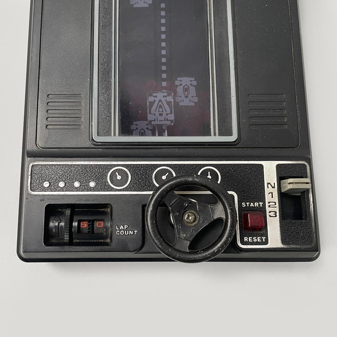 Japanese modern black plastic videogame Formula 1 by Tomy Electronic, 1978 For Sale 9